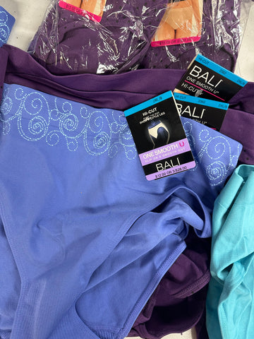 Women's Underwear, Bali Panties Wholesale Lot, 60 items, New, MSRP $720