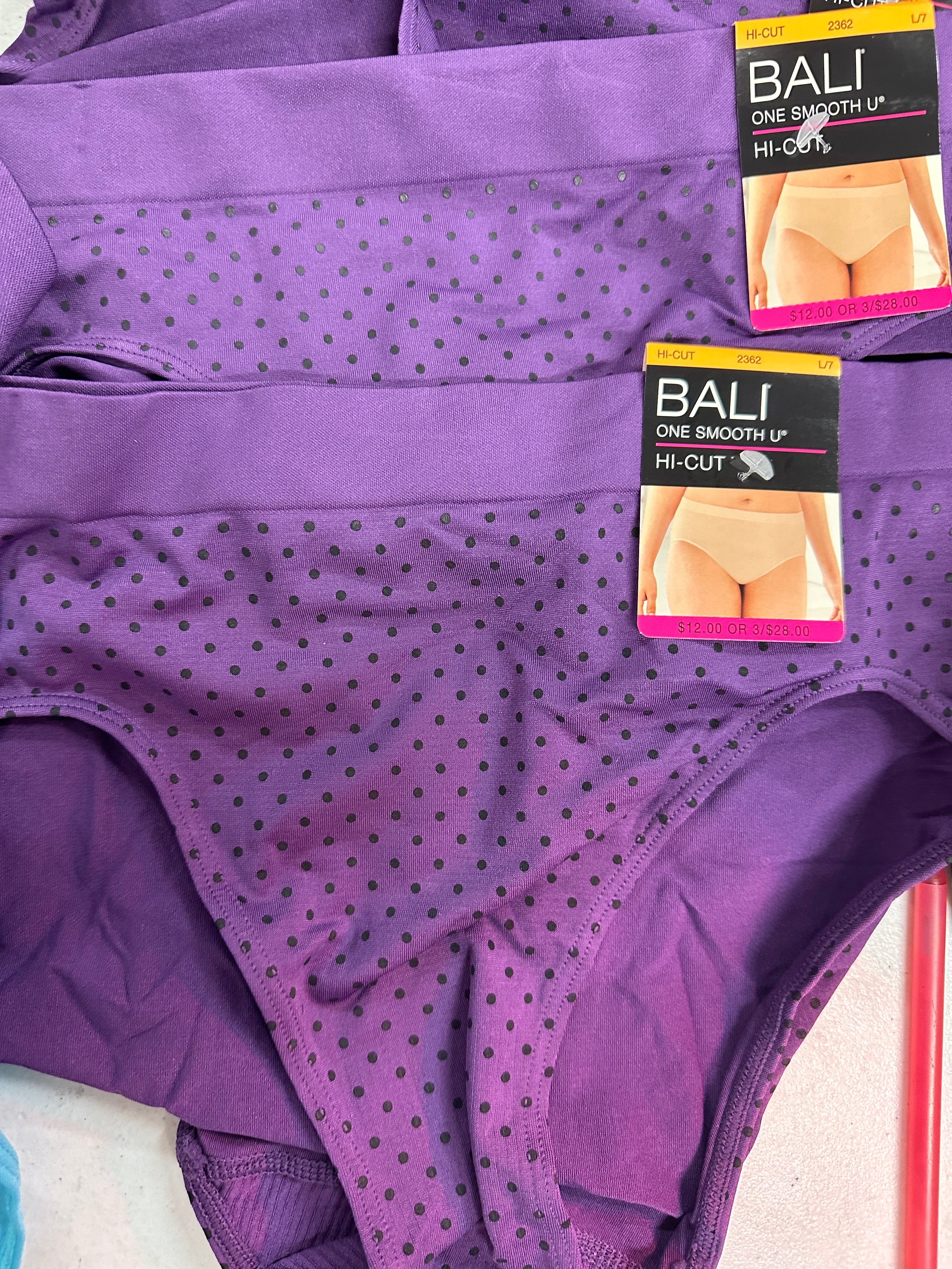 Women's Underwear, BALI Panties Wholesale Lot, 60 items, New, MSRP $720