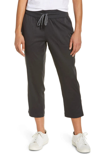 The North Face Aphrodite Motion Capris (Asphalt Grey) Women's Pants Size S - $50