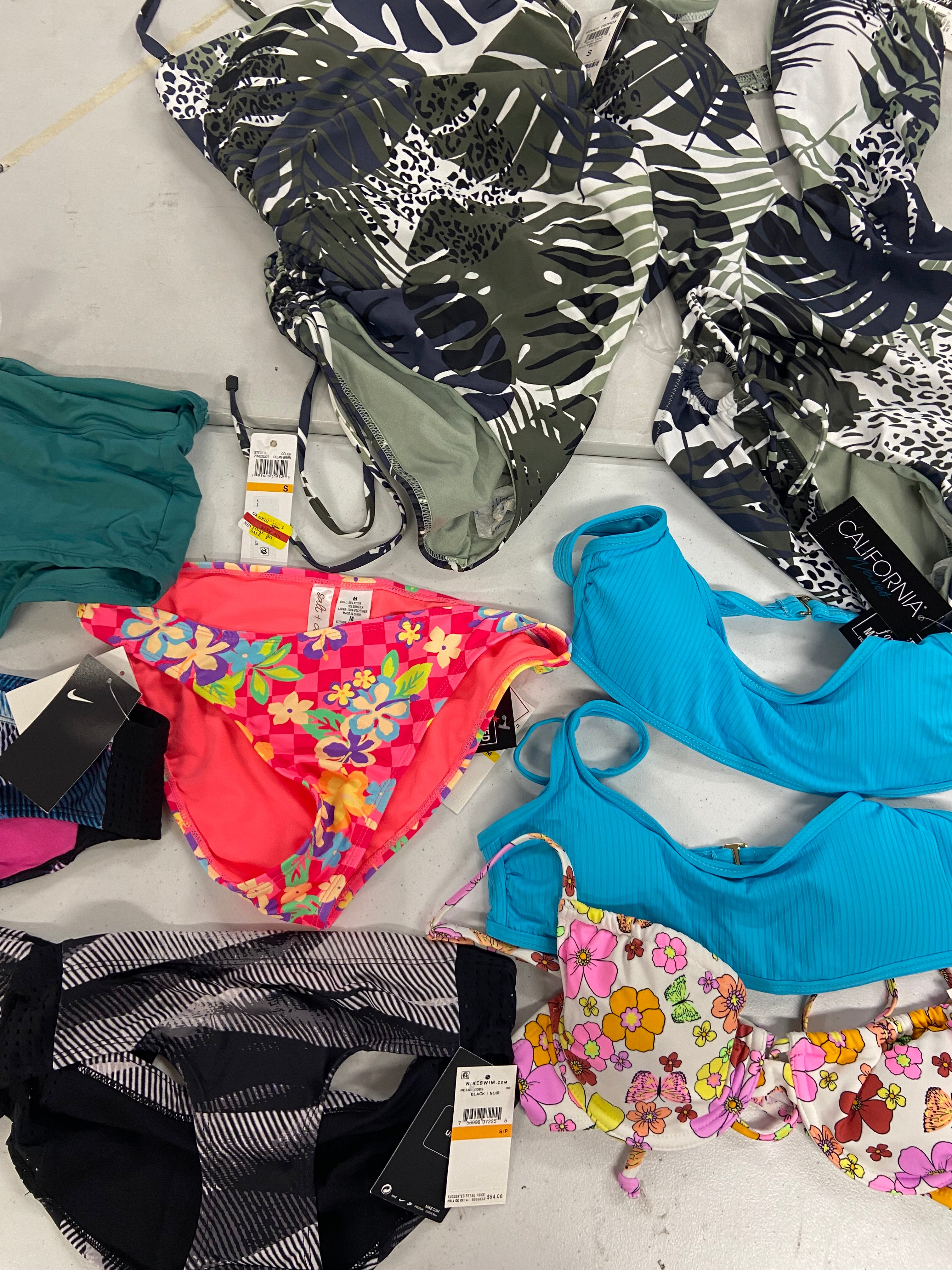 Women's Swimwear Wholesale Lot, NIKE, ANNE COLE, BAR III, SALT + COVE, CALIFORNIA WAVES, 10 items, Shelf Pulls, MSRP $462