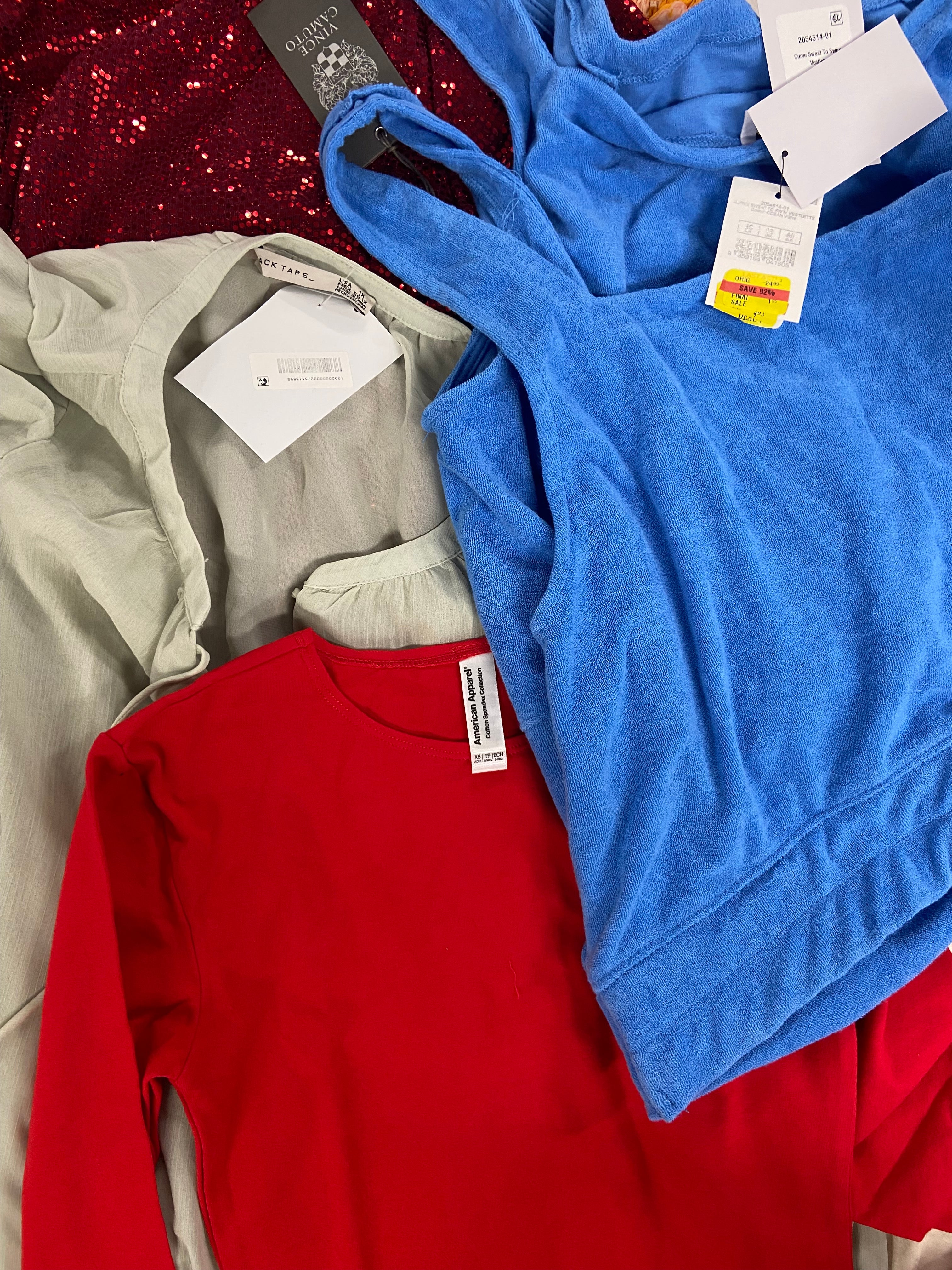 Women's Clothing Dress & Top Wholesale Lot, DKNY, LUCKY BRAND, SKECHERS, VINCE CAMUTO, RAVIYA and more, 13 items, Shelf Pulls, MSRP $813