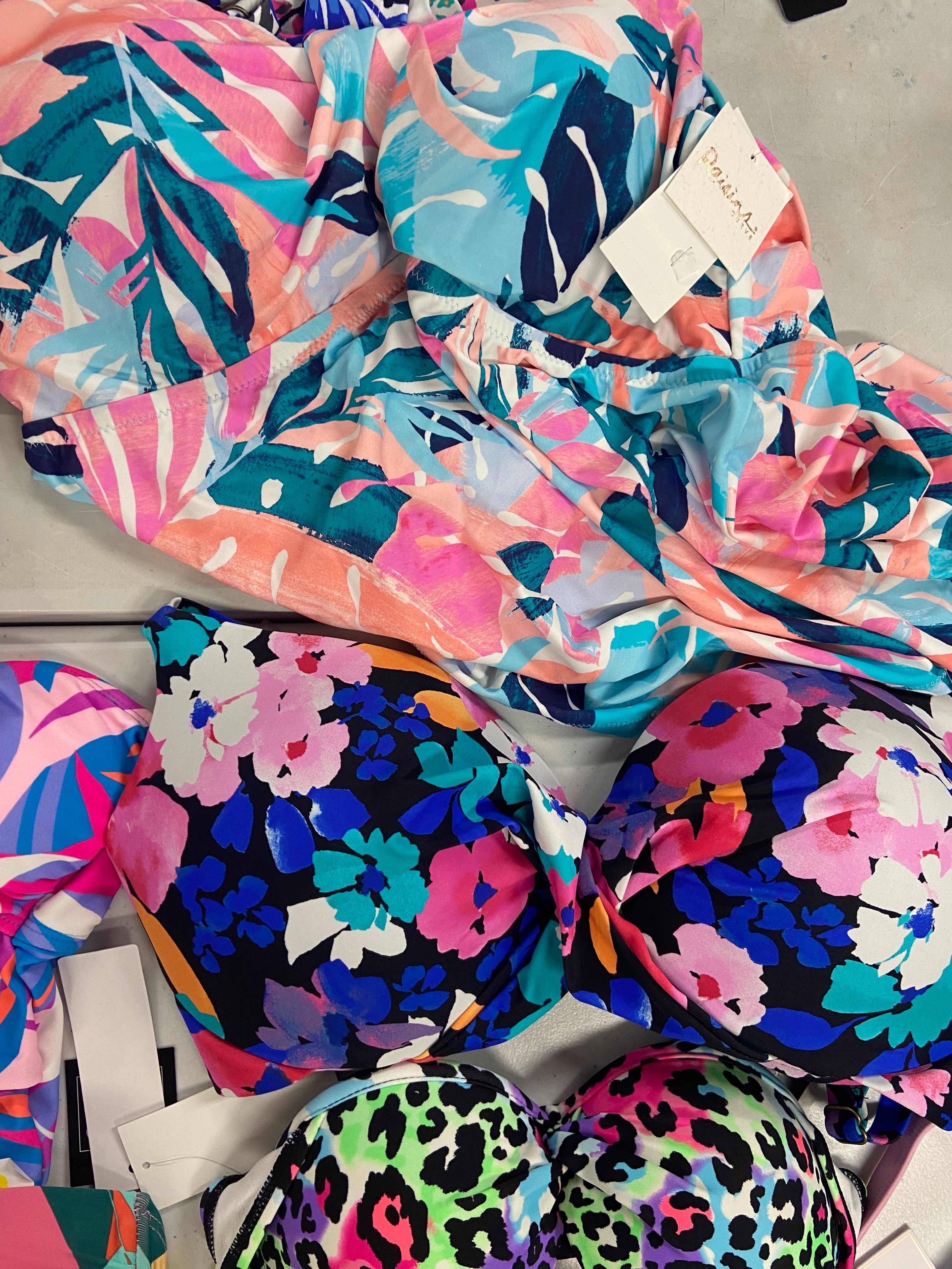 Women's Swimwear Wholesale Lot, NIKE, RAISINS PLUS, ANNE COLE, ISLAND ESCAPE and more, 18 items, Shelf Pulls, MSRP $788