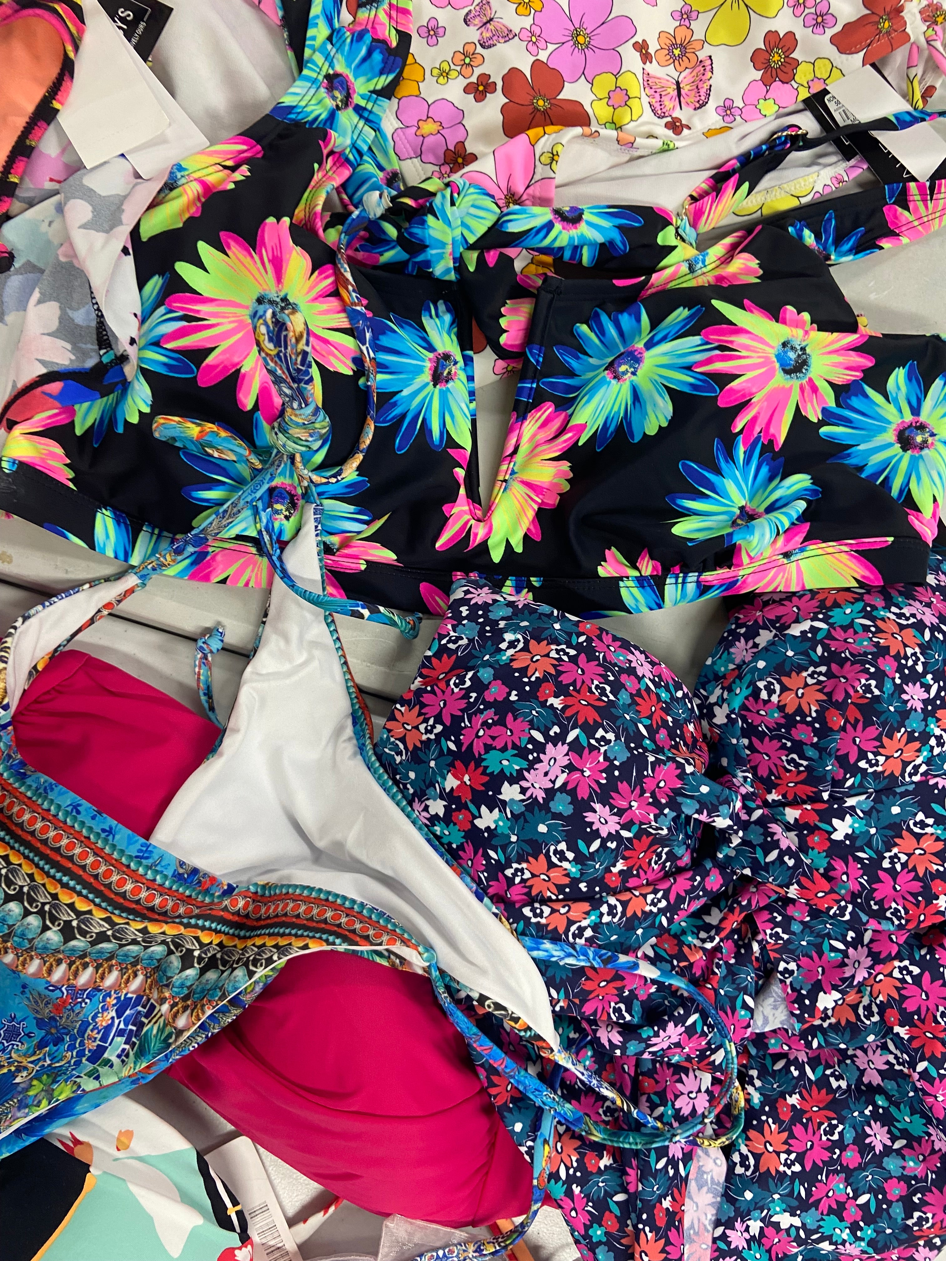 Women's Swimwear Wholesale Lot, LA BLANCA, CALVIN KLEIN, LAUREN RALPH LAUREN, DKNY, ANNE COLE and more, 15 items, Shelf Pulls, MSRP $769