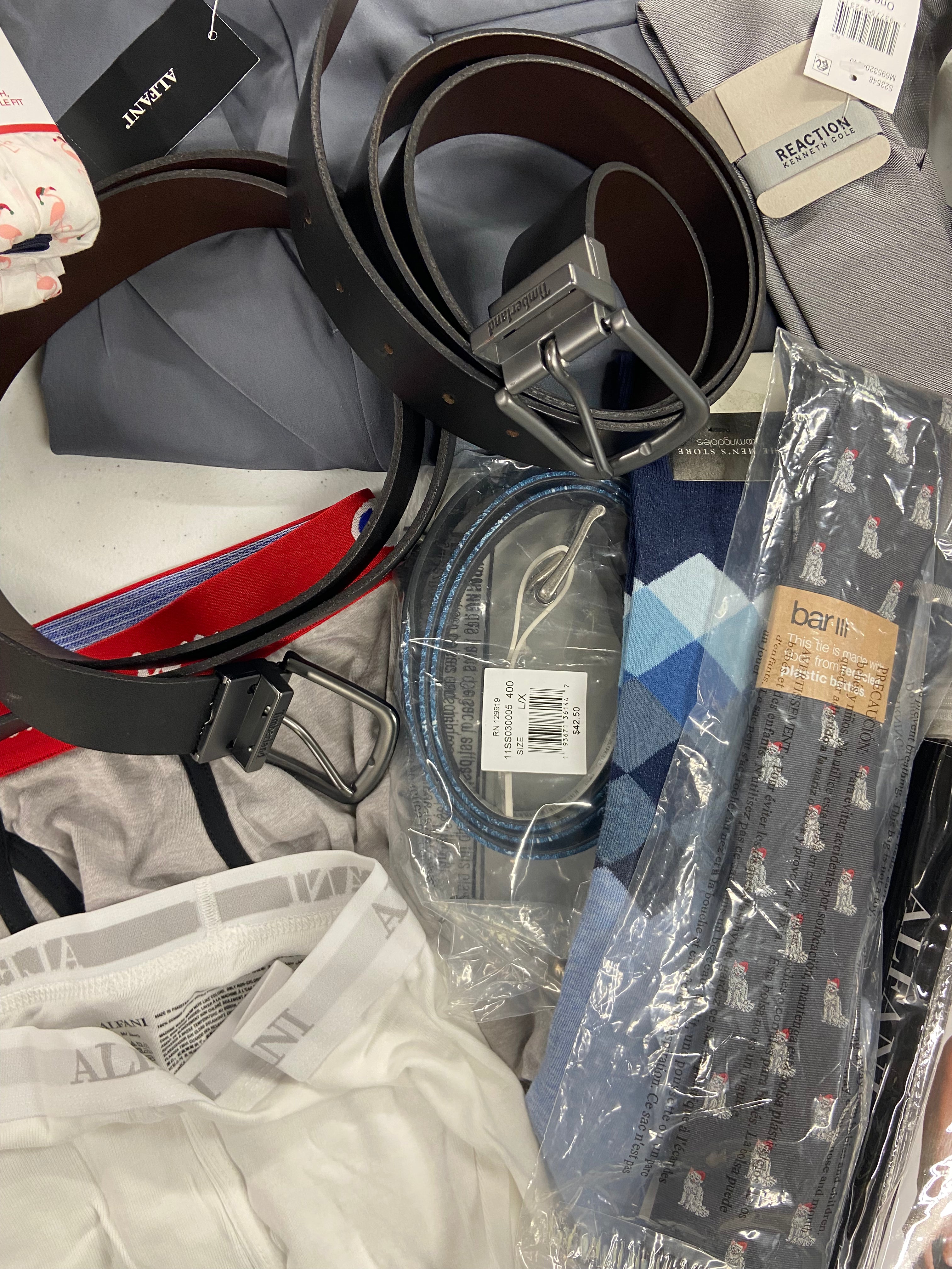 Men's Clothing & Accessories Wholesale Lot, TIMBERLAND, TOMMY HILFIGER, NAUTICA, CALVIN KLEIN, PERRY ELLIS, CHAMPION, KENNETH COLE and more, 32 items, Shelf Pulls, MSRP $1,239