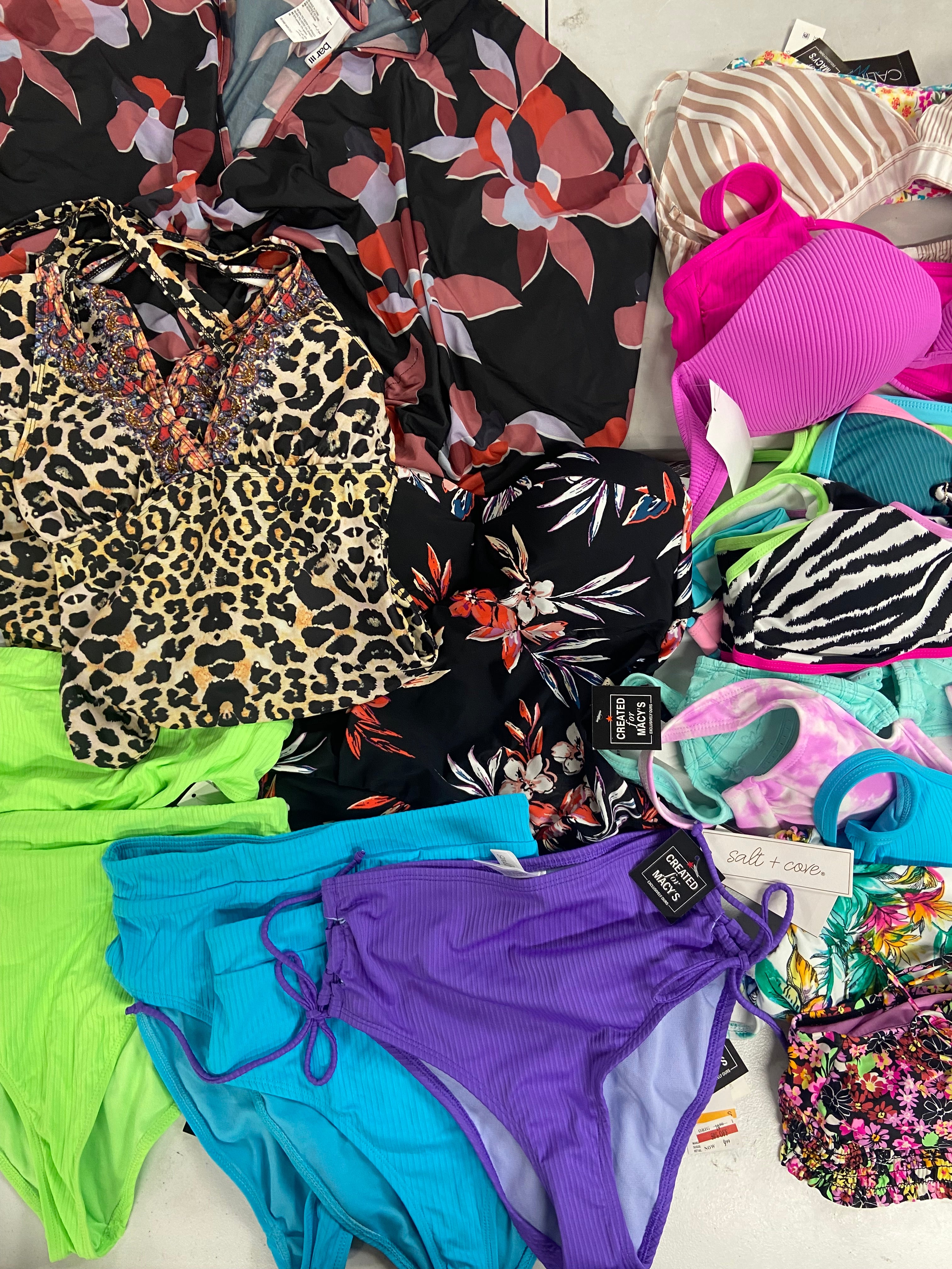 Women's Swimwear Wholesale Lot, AQUA, LA MODA, BAR III, SUNDAZED, SALT + COVE, 22 items, Shelf Pulls, MSRP $596