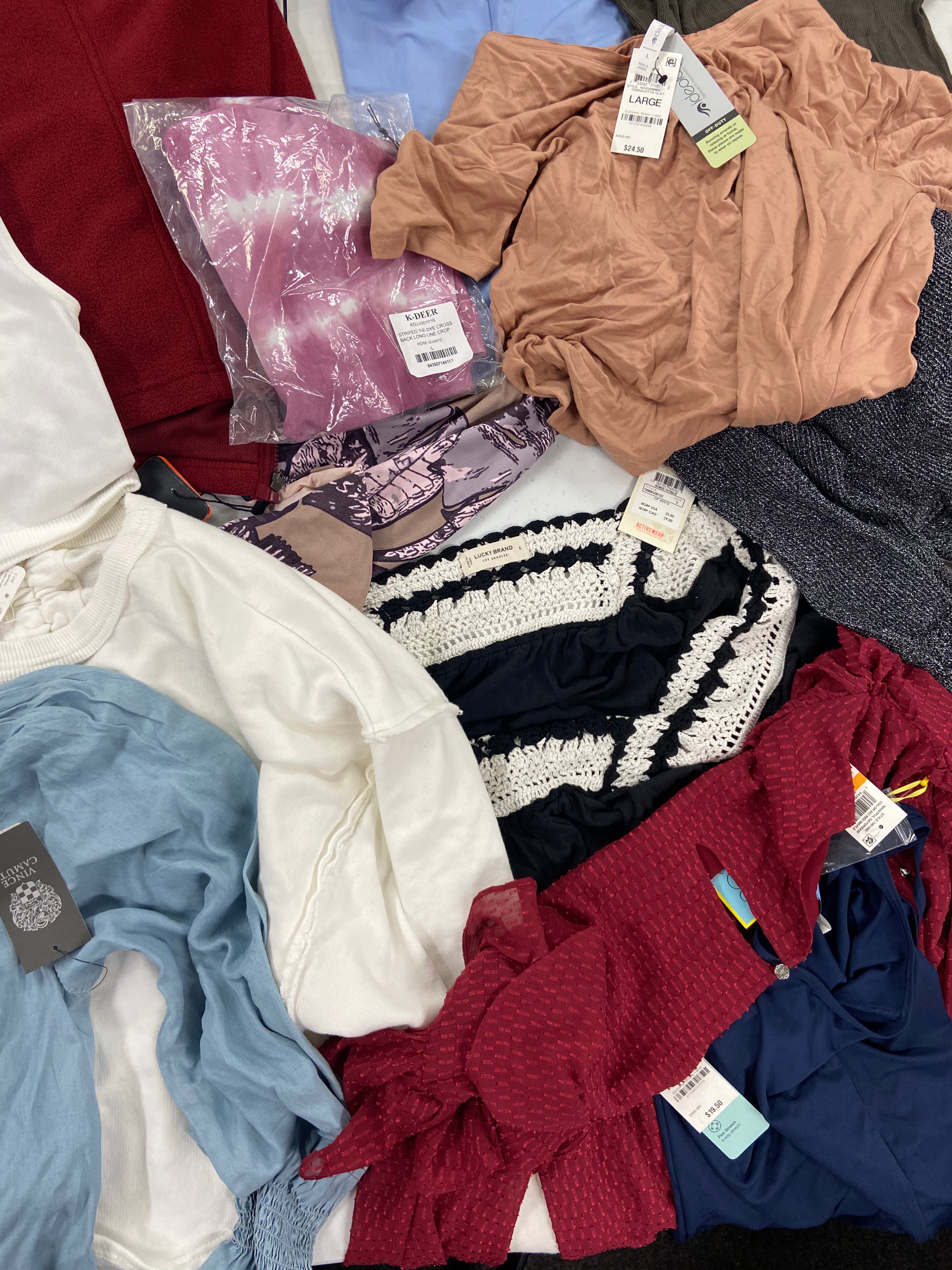 Women's Clothing Assorted Wholesale Lot, LUCKY BRAND, FREE PEOPLE, VINCE CAMUTO, CECE, K-DEER, ENYA CORTA and more, 16 items, Shelf Pulls, MSRP $841