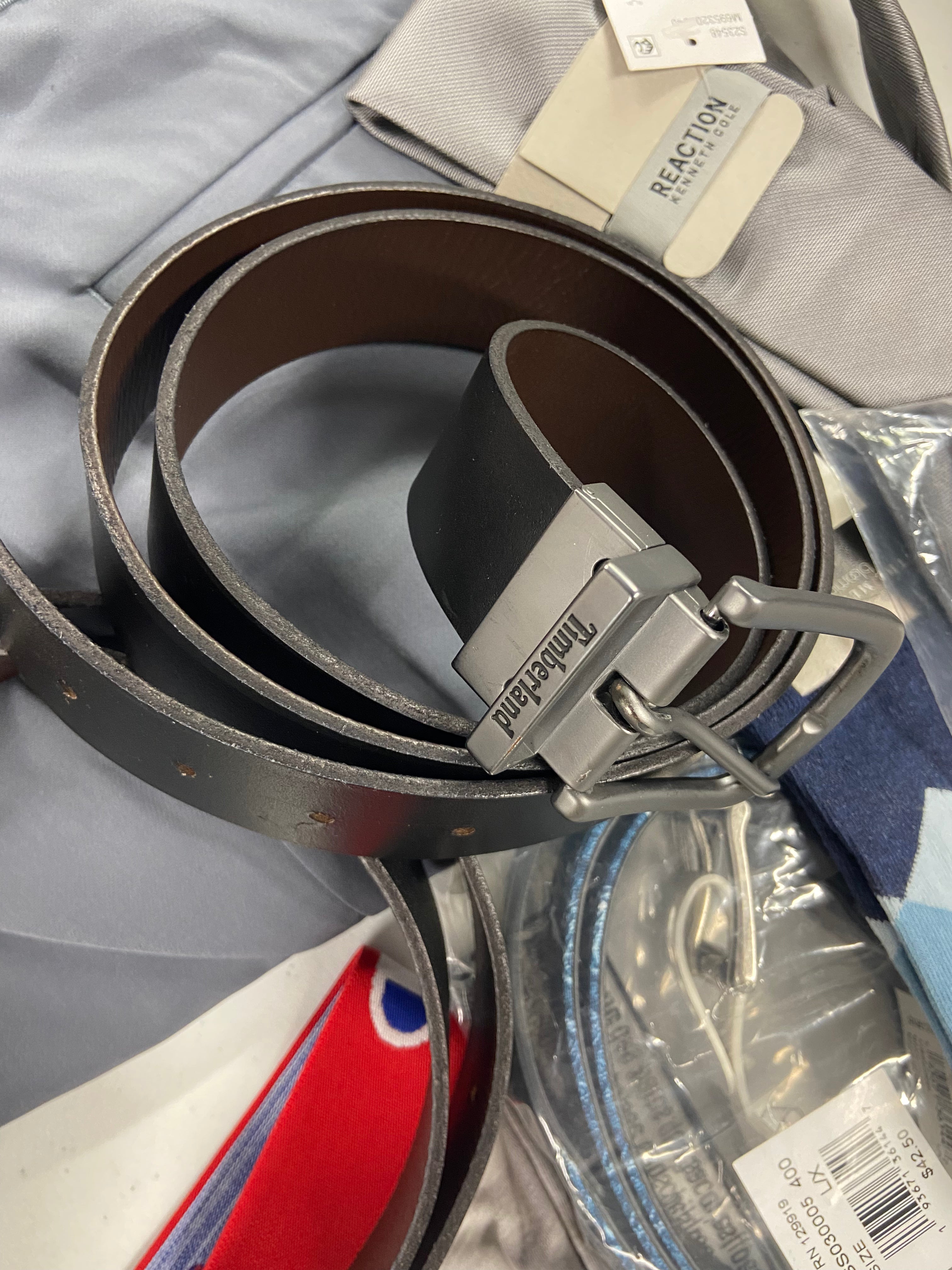 Men's Clothing & Accessories Wholesale Lot, TIMBERLAND, TOMMY HILFIGER, NAUTICA, CALVIN KLEIN, PERRY ELLIS, CHAMPION, KENNETH COLE and more, 32 items, Shelf Pulls, MSRP $1,239