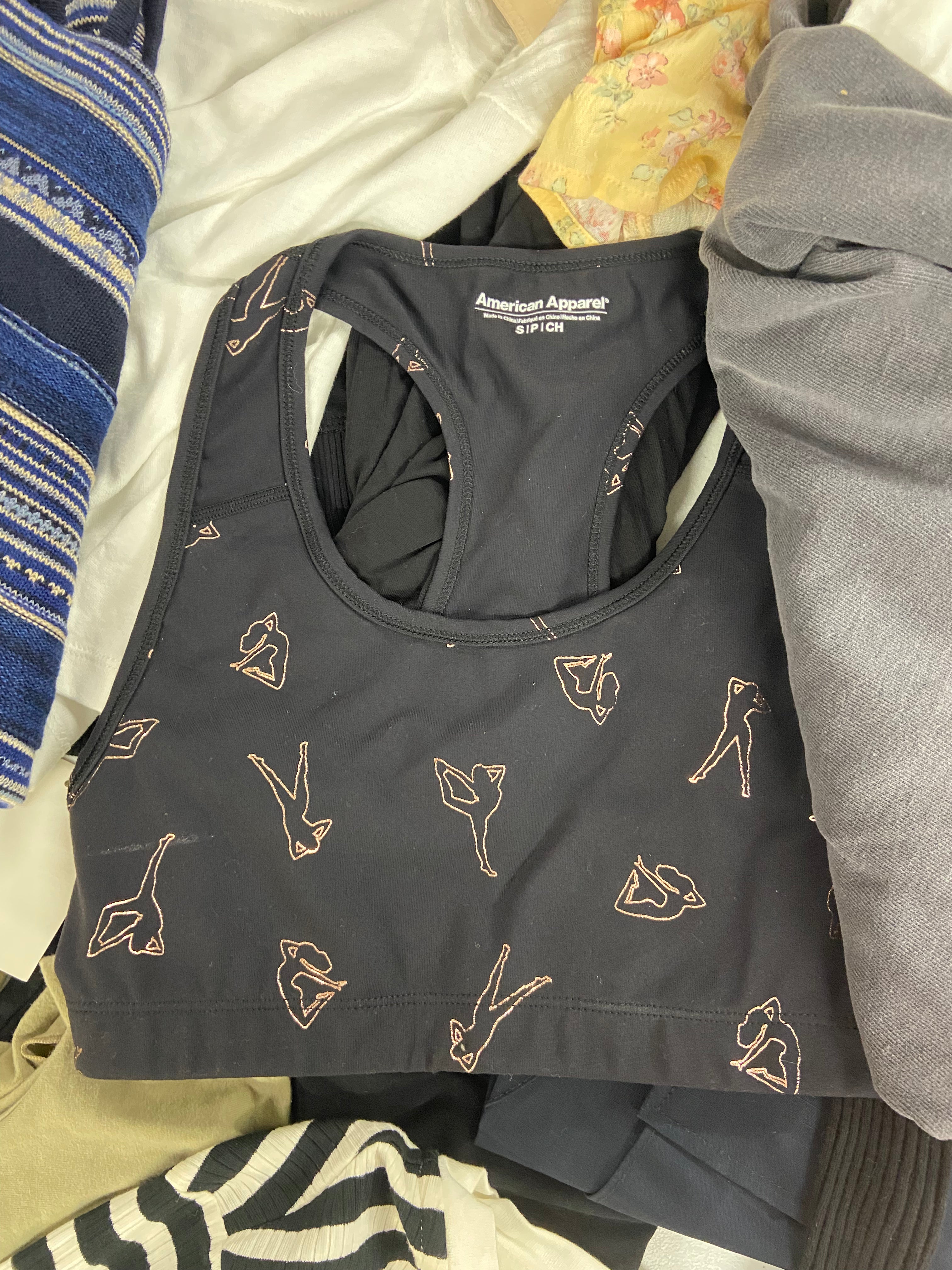 Women's Clothing Assorted Wholesale Lot, LAUREN RALPH LAUREN, LUCKY BRAND, VINCE CAMUTO,  FREE PEOPLE, AMERICAN APPAREL and more, 21 items, Shelf Pulls, MSRP $1,392
