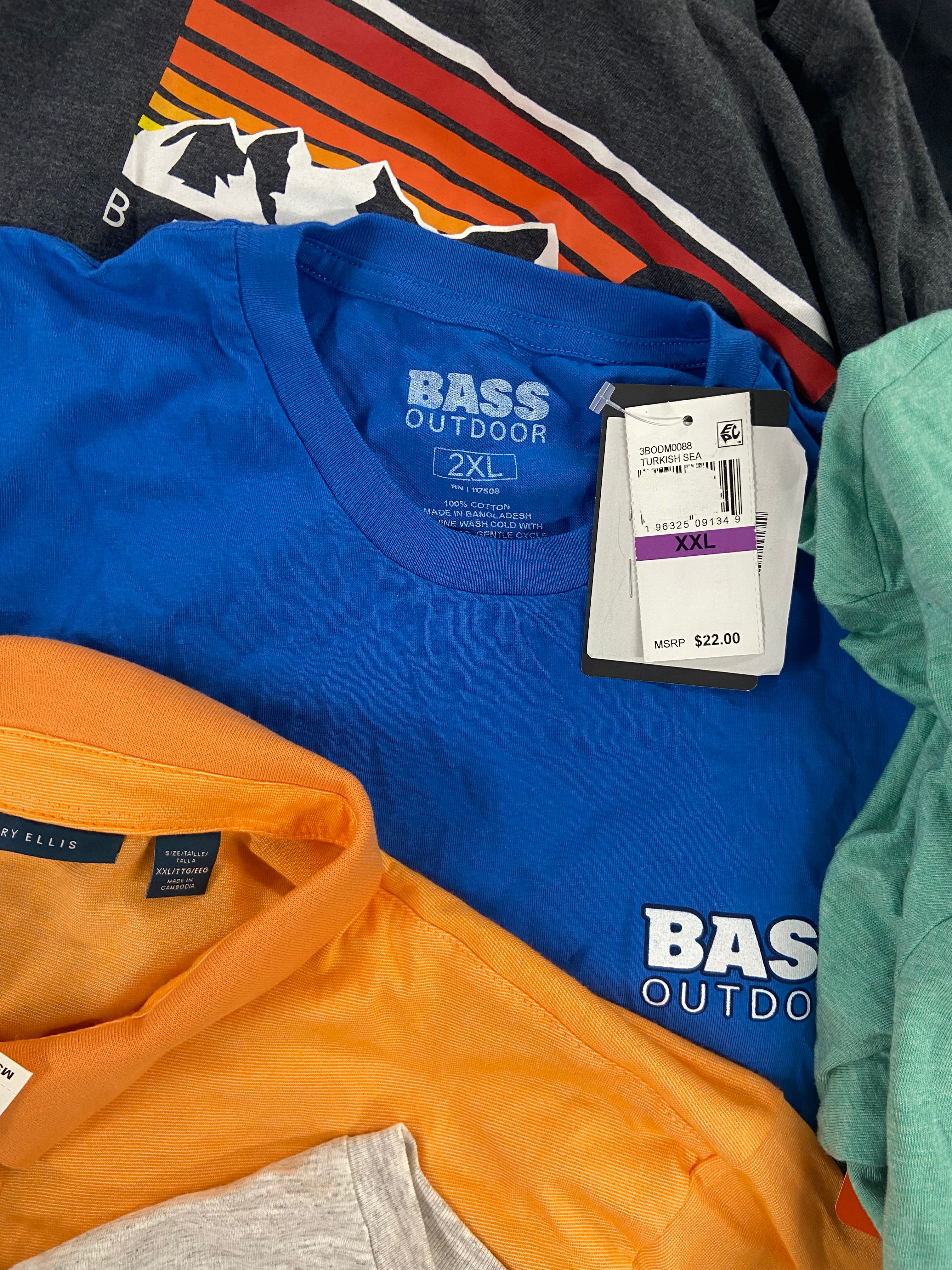 Men's Clothing Tops Wholesale Lot, POLO RALPH LAUREN, PGA TOUR, UNDER ARMOUR, CALVIN KLEIN, BASS HYBRID, ALFANI and more, 17 items, Shelf Pulls, MSRP $755