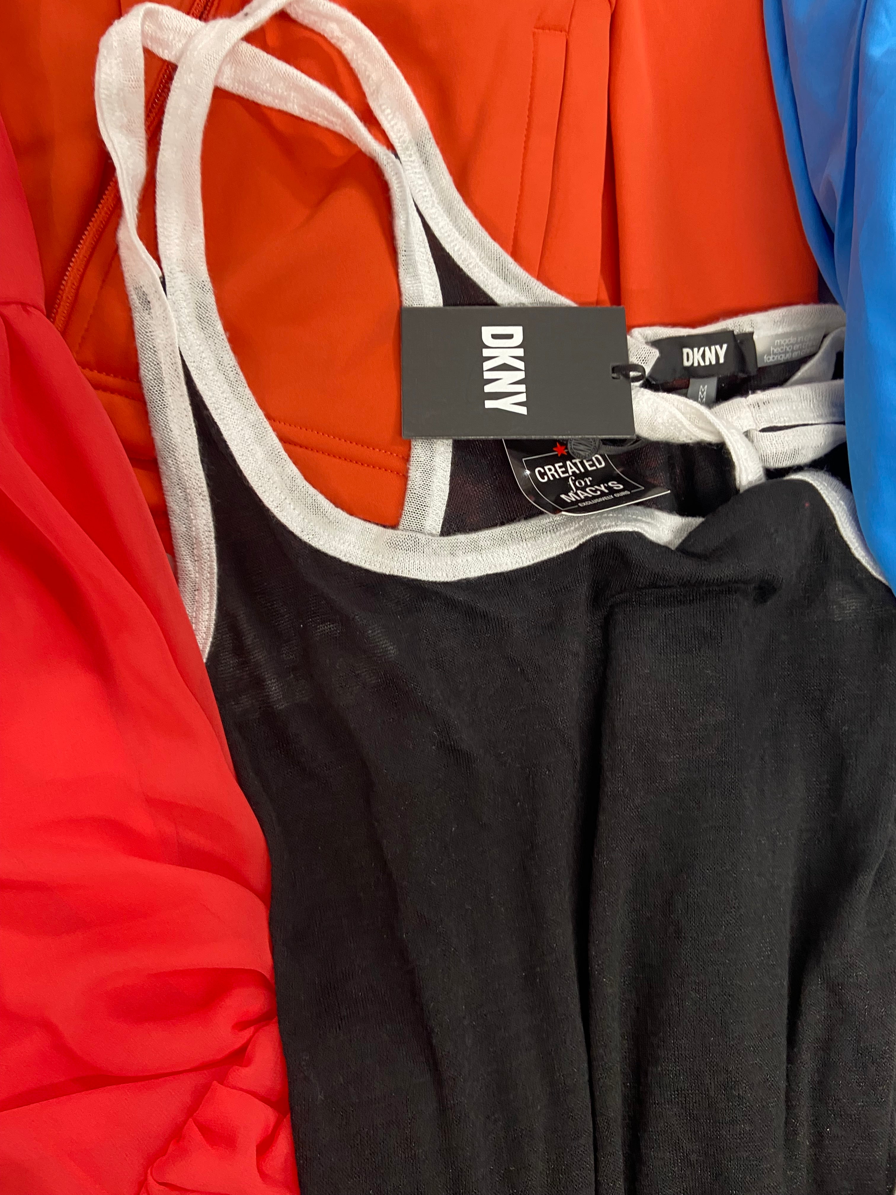 Women's Clothing Tops & Dresses Wholesale Lot, DKNY, MICHAEL KORS, FREE PEOPLE, VINCE CAMUTO, BASS OUTDOOR and more, 9 items, Shelf Pulls, MSRP $679