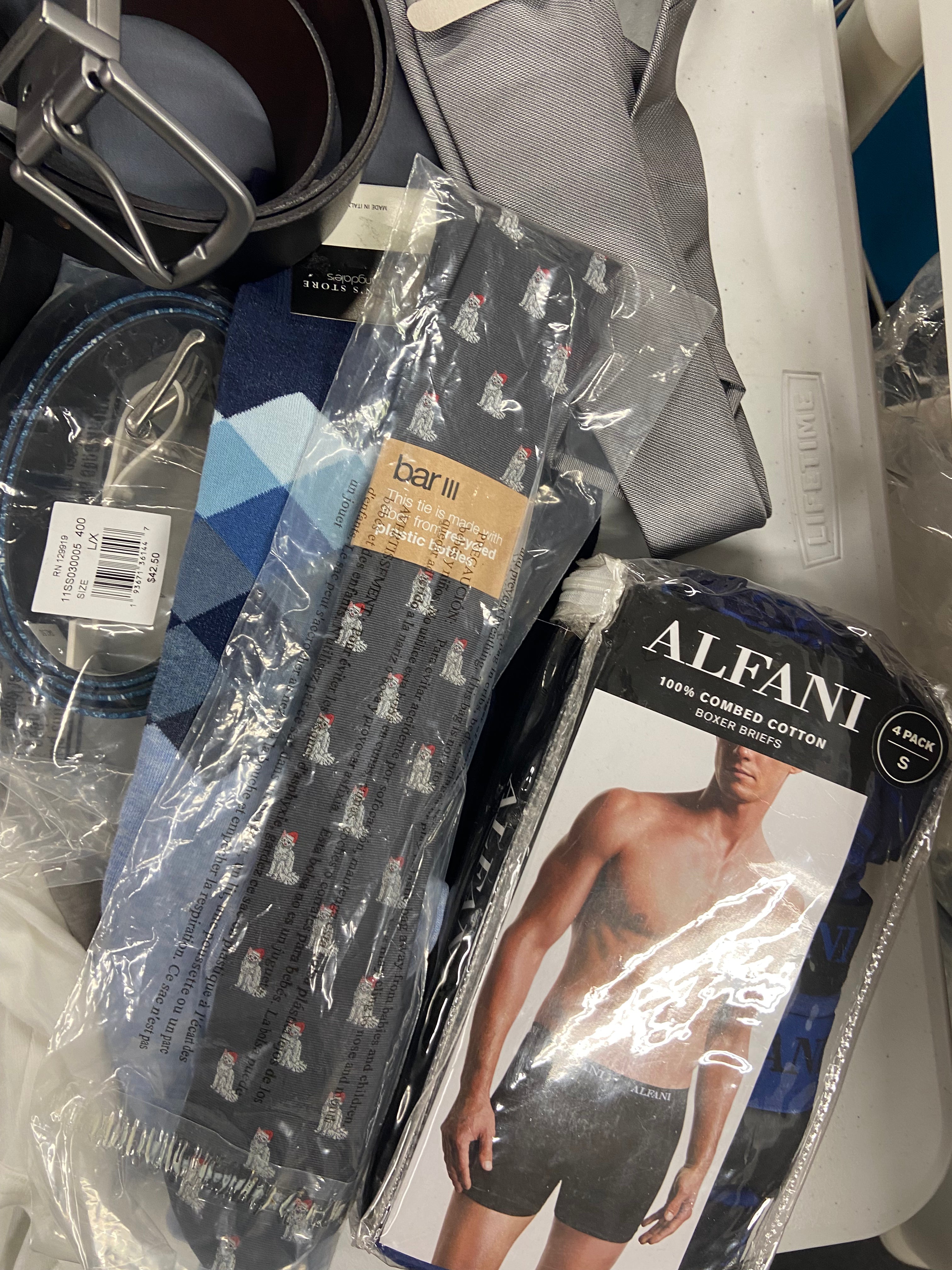 Men's Clothing & Accessories Wholesale Lot, TIMBERLAND, TOMMY HILFIGER, NAUTICA, CALVIN KLEIN, PERRY ELLIS, CHAMPION, KENNETH COLE and more, 32 items, Shelf Pulls, MSRP $1,239