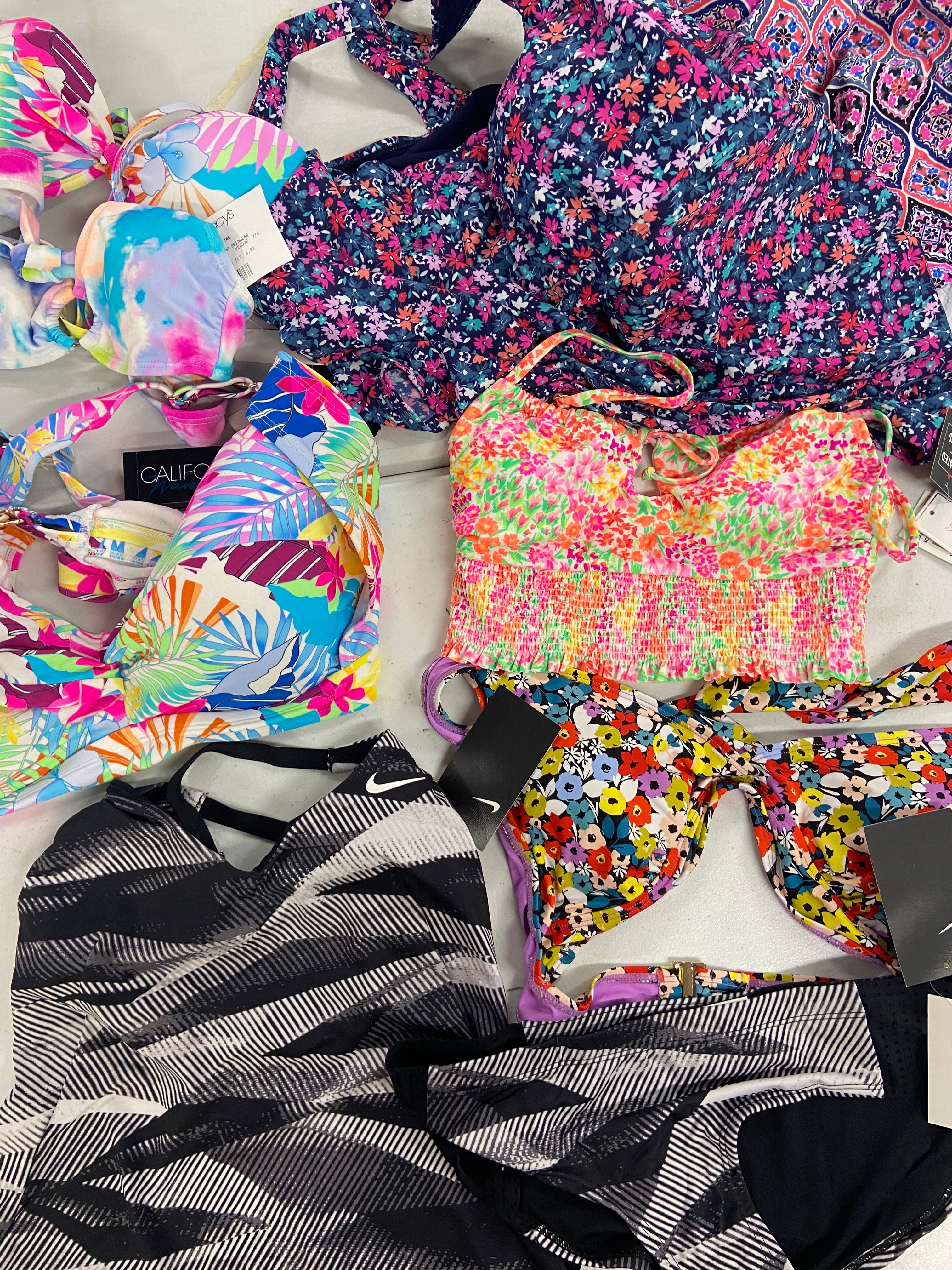 Women's Swimwear Wholesale Lot, NIKE, ISLAND ESCAPE, CALIFORNIA WAVES, SALT + COVE and more, 9 items, Shelf Pulls, MSRP $359