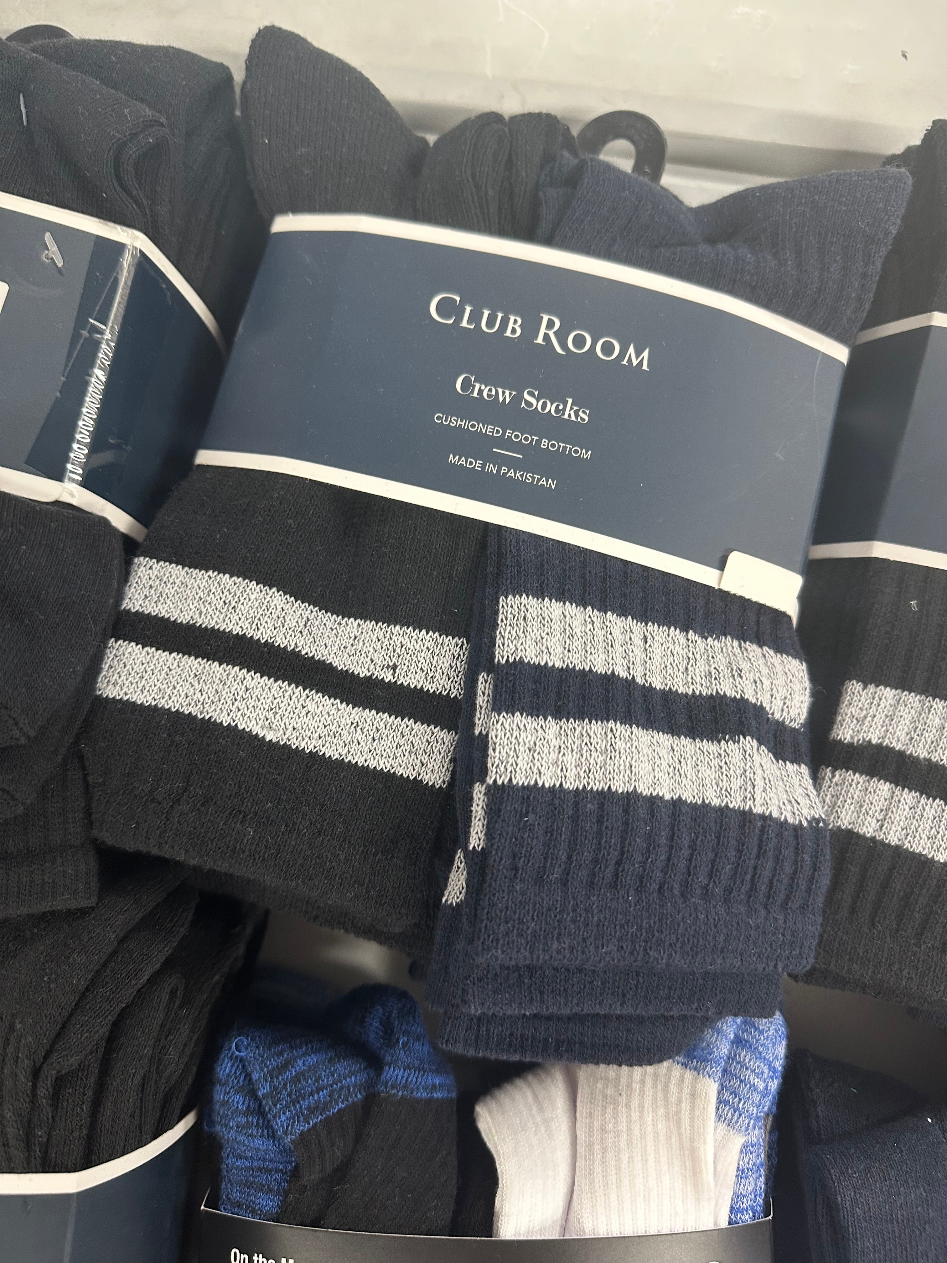 Men's Socks Wholesale Lot, TOMMY HILFIGER, CLUB ROOM, IDEOLOGY, 10 items, Shelf Pulls, MSRP $324
