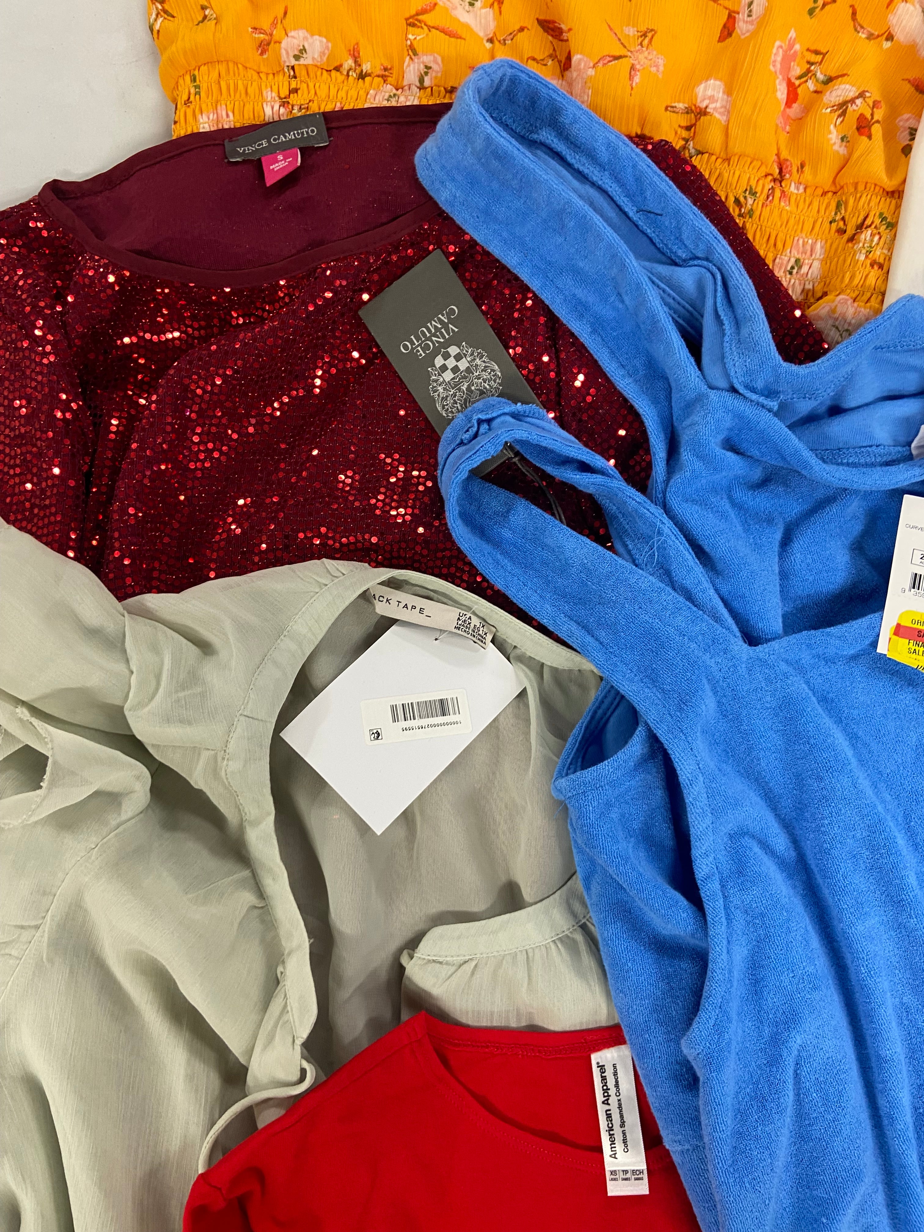 Women's Clothing Dress & Top Wholesale Lot, DKNY, LUCKY BRAND, SKECHERS, VINCE CAMUTO, RAVIYA and more, 13 items, Shelf Pulls, MSRP $813