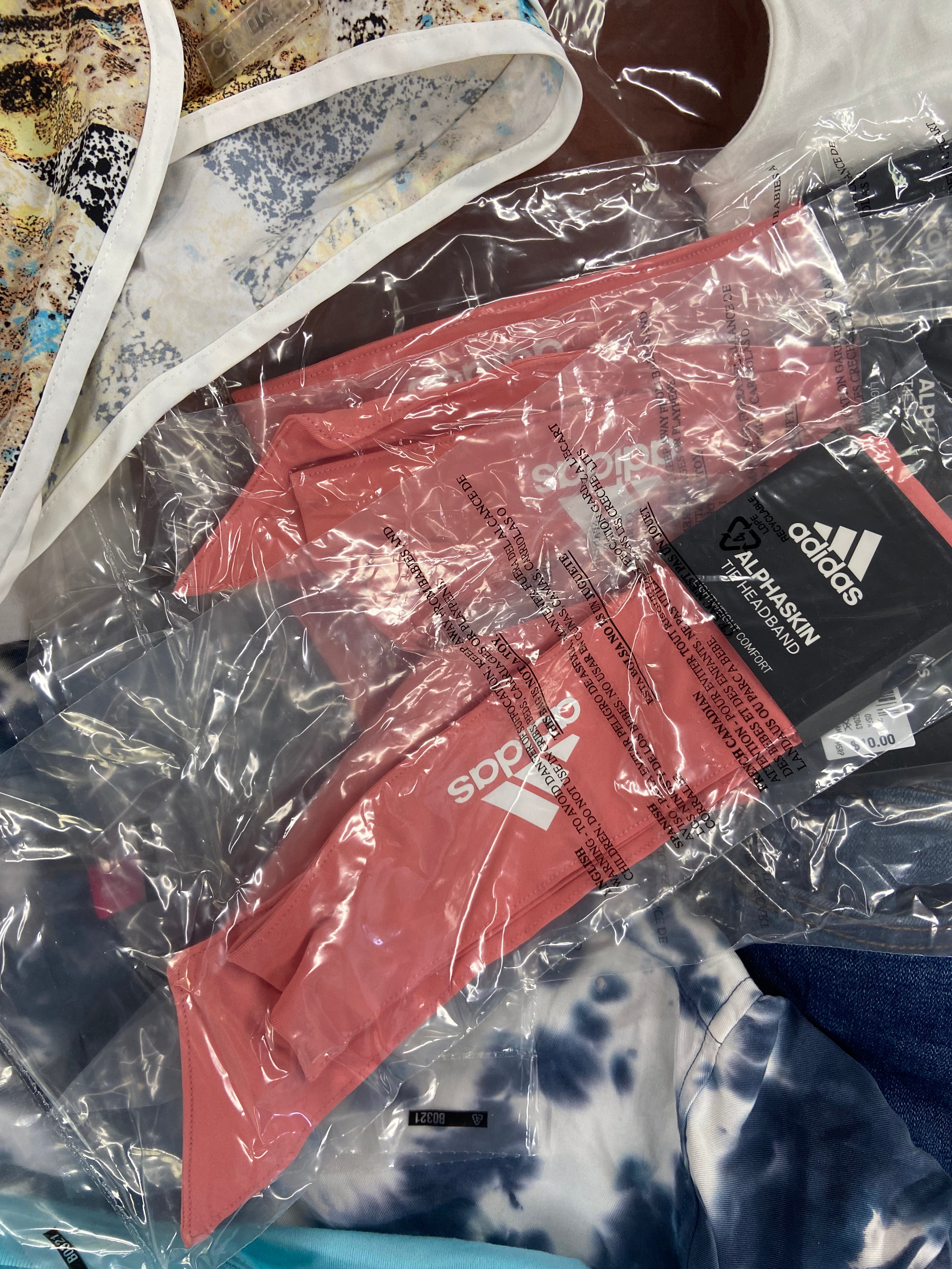 Women's Clothing Assorted Wholesale Lot, JOE'S, NIKE, ADIDAS, FREE PEOPLE, VINCE CAMUTO, AMERICAN APPAREL and more, 29 items, Shelf Pulls, MSRP $1,055