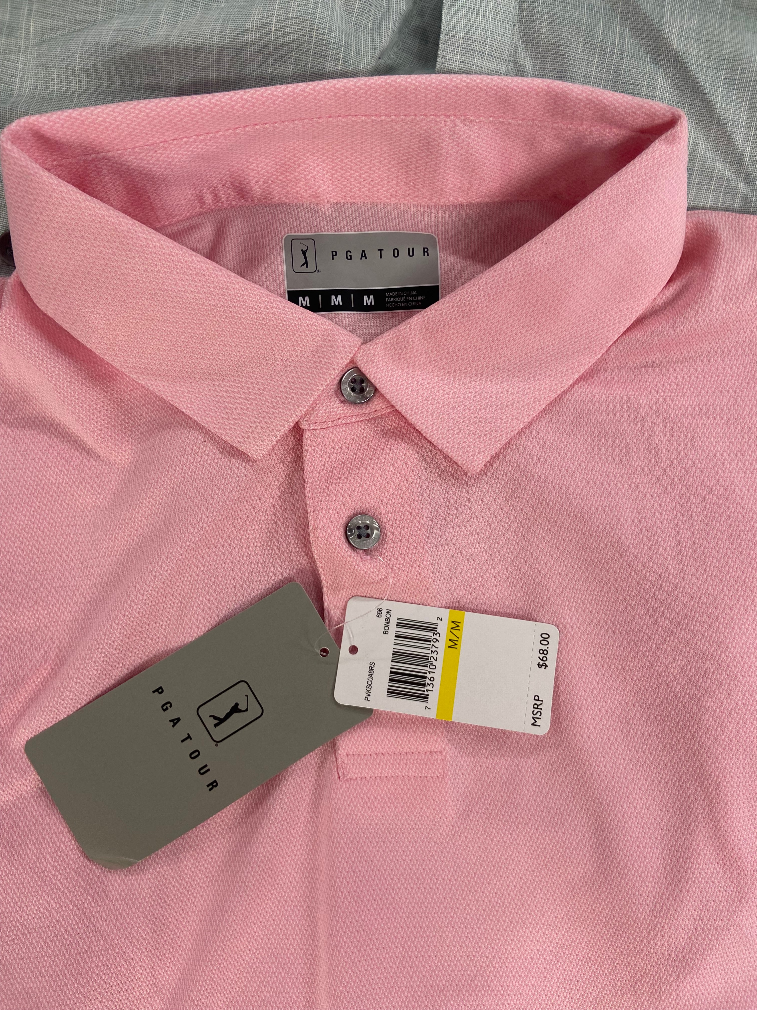 Men's Clothing Tops Wholesale Lot, ADIDAS, PGA TOUR, SALT LIFE, CLUB ROOM and more, 12 items, Shelf Pulls, MSRP $575