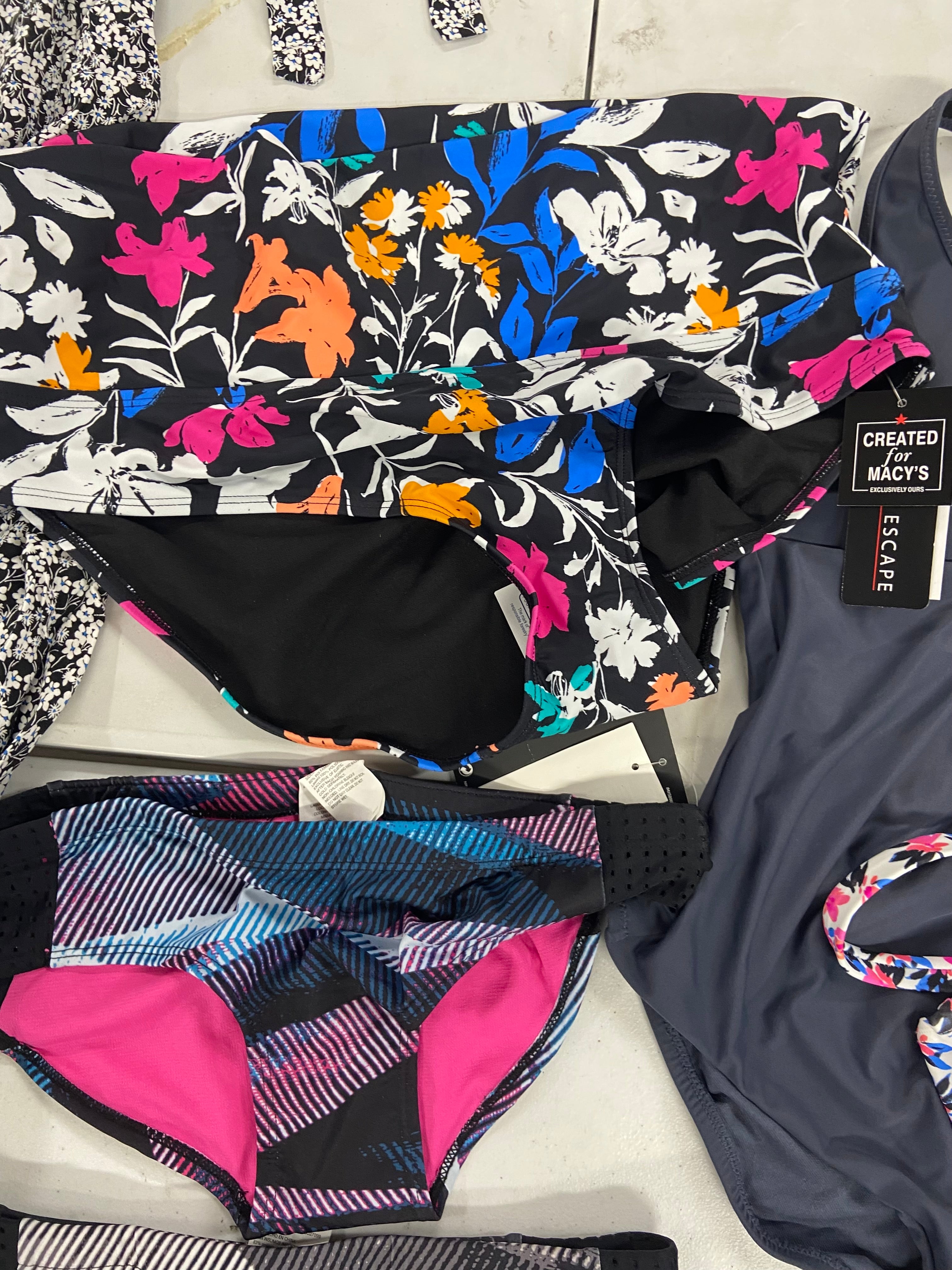 Women's Swimwear Wholesale Lot, NIKE, BAR III, ISLAND ESCAPE, 1 STATE, ANNE COLE, 8 items, Shelf Pulls, MSRP $482