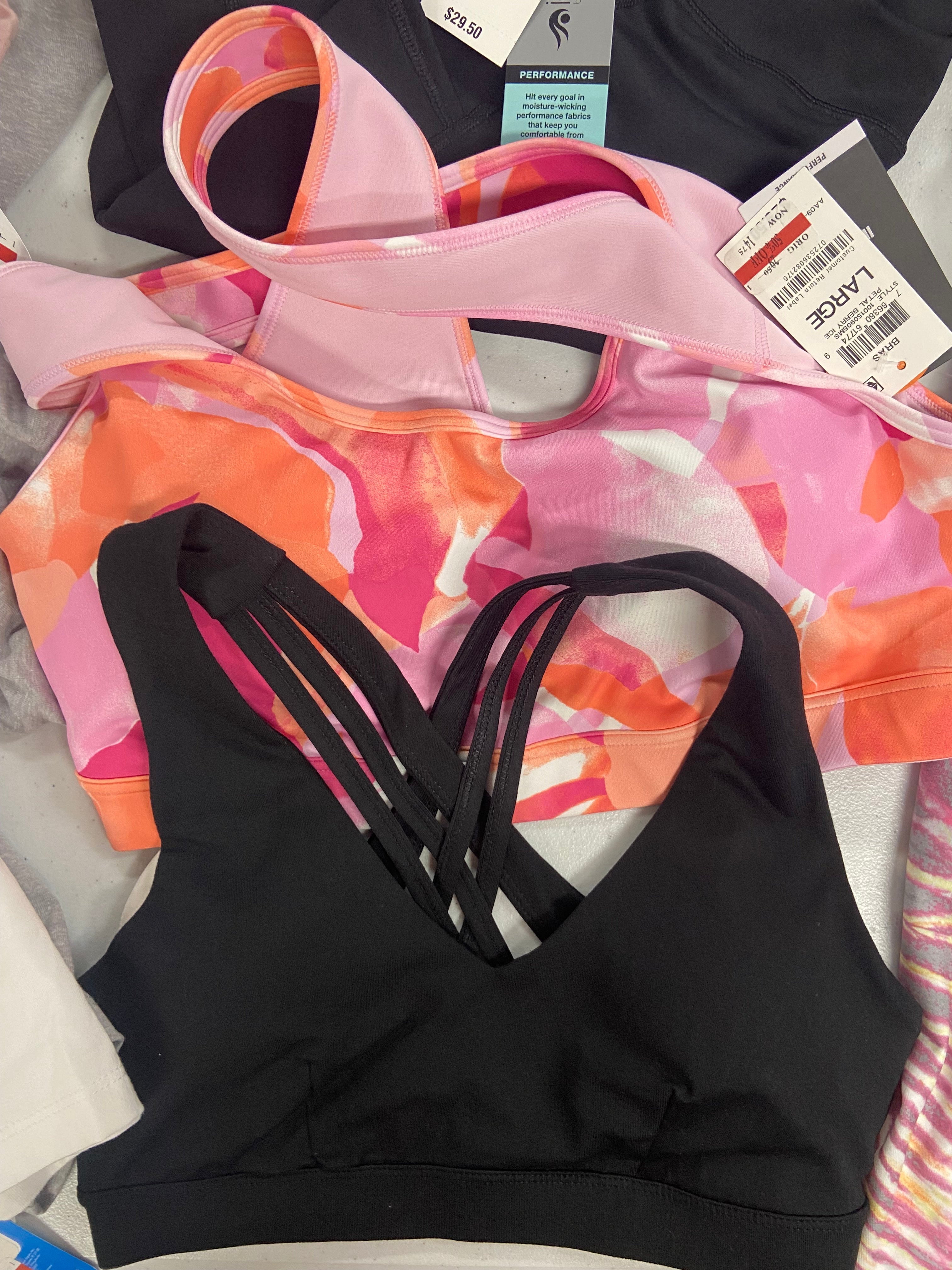 Women's Clothing Activewear Wholesale Lot, CALVIN KLEIN, COLUMBIA, IDEOLOGY 16 items, Shelf Pulls, MSRP $444