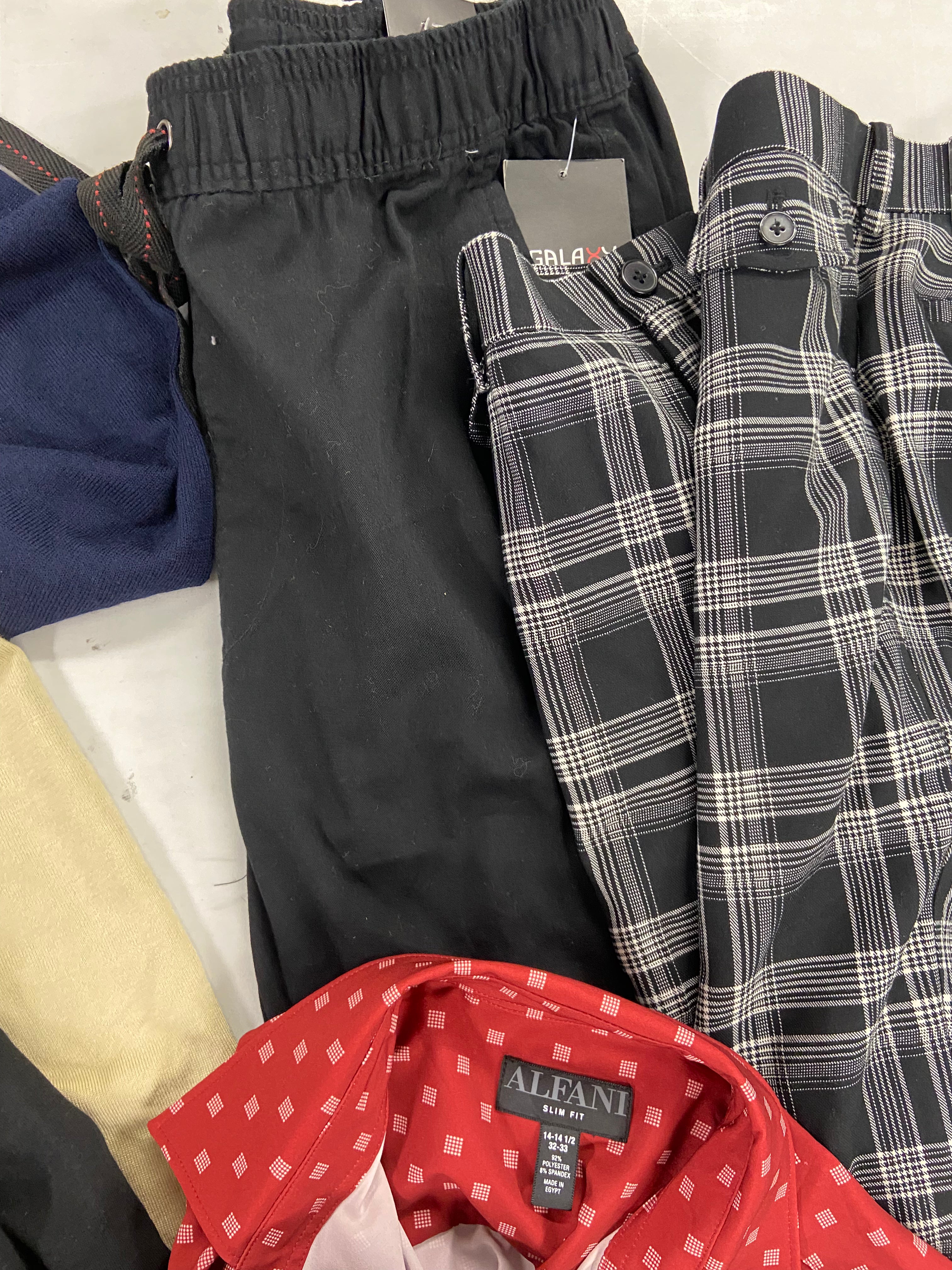 Men's Clothing Tops & Others Wholesale Lot, DKNY, REEF, PENDLETON, CLUB ROOM, HEROES, GALAXY and more, 14 items, Shelf Pulls, MSRP $686