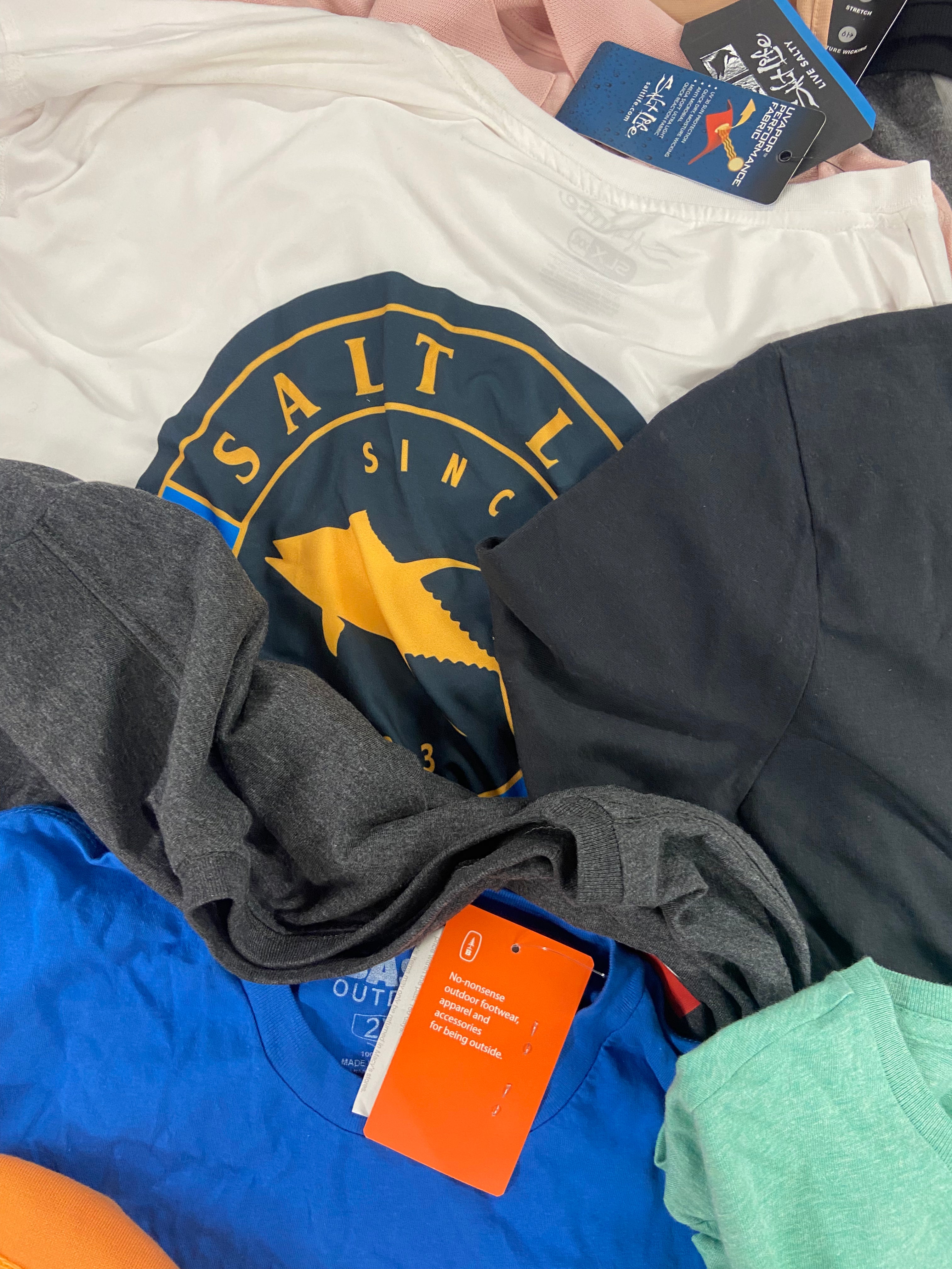 Men's Clothing Tops Wholesale Lot, POLO RALPH LAUREN, PGA TOUR, UNDER ARMOUR, CALVIN KLEIN, BASS HYBRID, ALFANI and more, 17 items, Shelf Pulls, MSRP $755