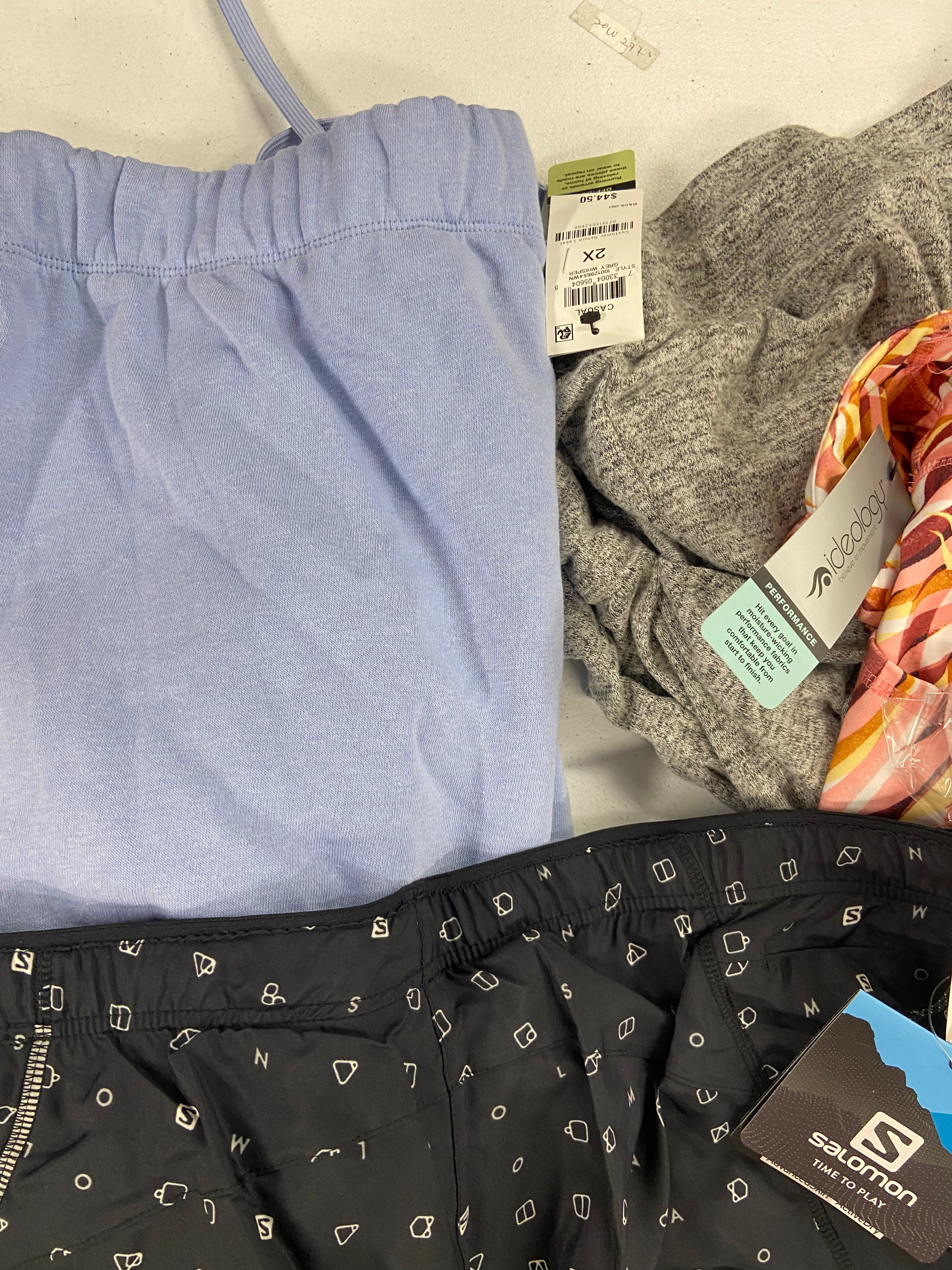 Women's Clothing Assorted Wholesale Lot, FREE PEOPLE, WACOAL, FOSSIL, IDEOLOGY and more, 23 items, Shelf Pulls, MSRP $974
