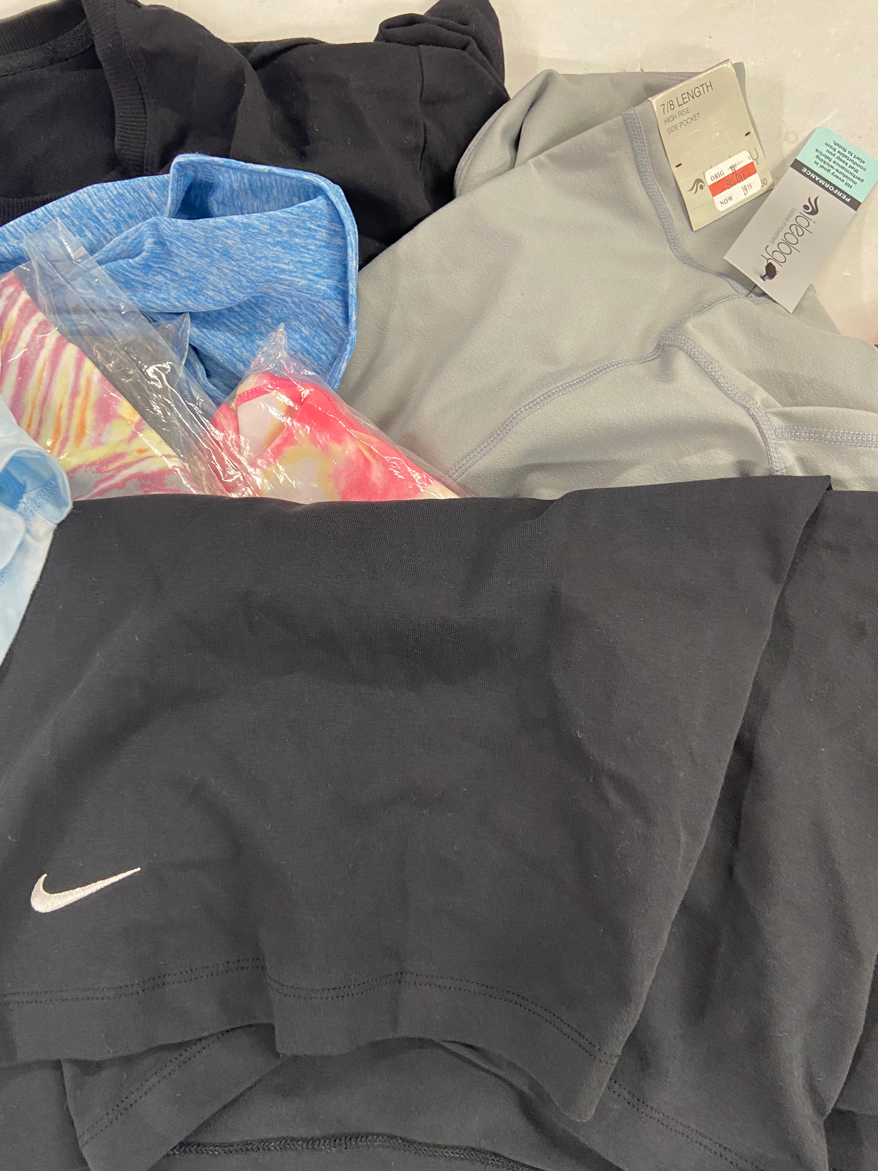 Women's Clothing Activewear Wholesale Lot, CK PERFORMANCE, SALT LIFE, NIKE, 32 DEGREES and more, 21 items, Shelf Pulls, MSRP $689