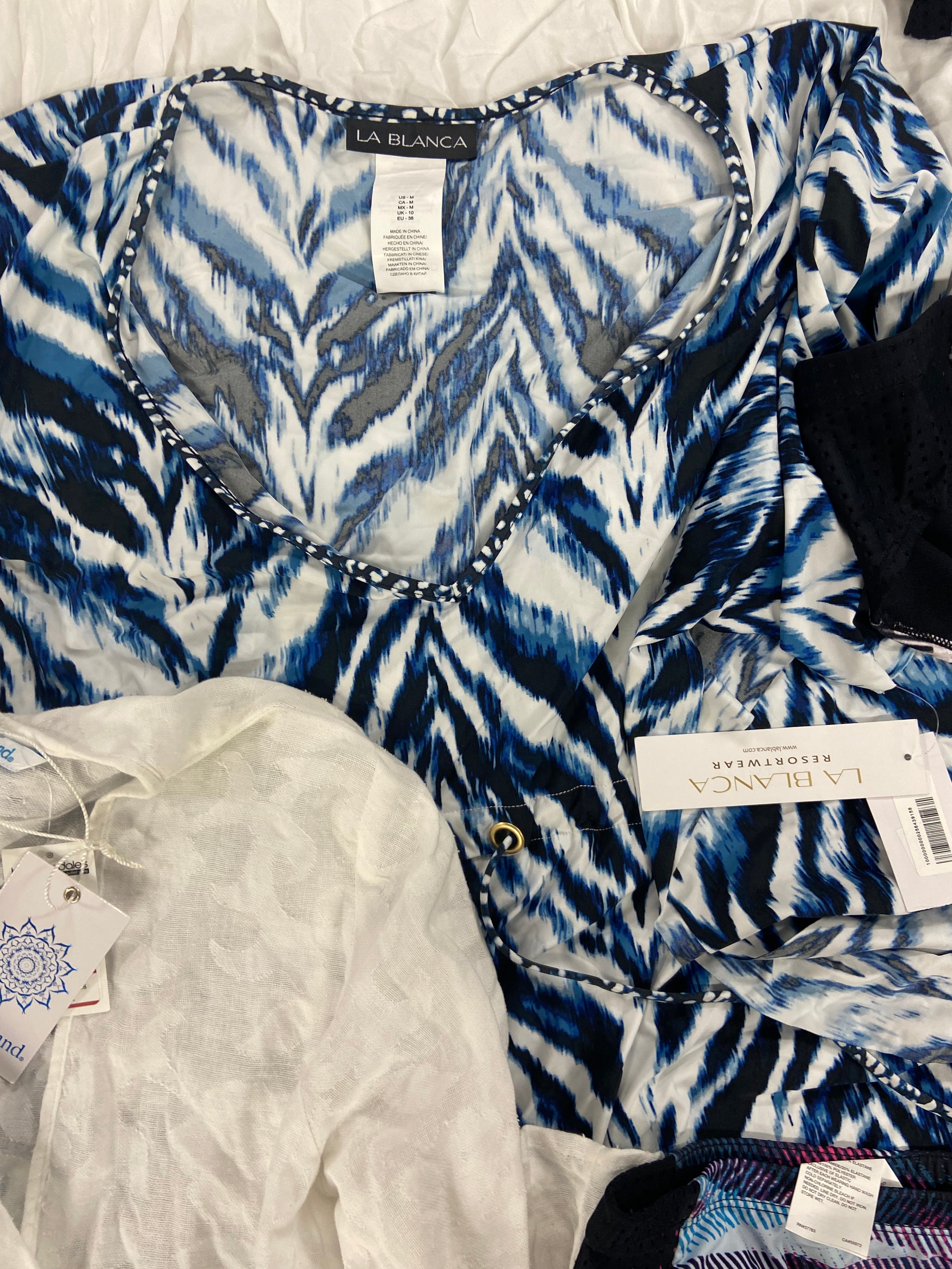 Women's Swimwear Wholesale Lot, LA BLANCA, NIKE, RAVIYA, CLUBZ 9 items, Shelf Pulls, MSRP $549