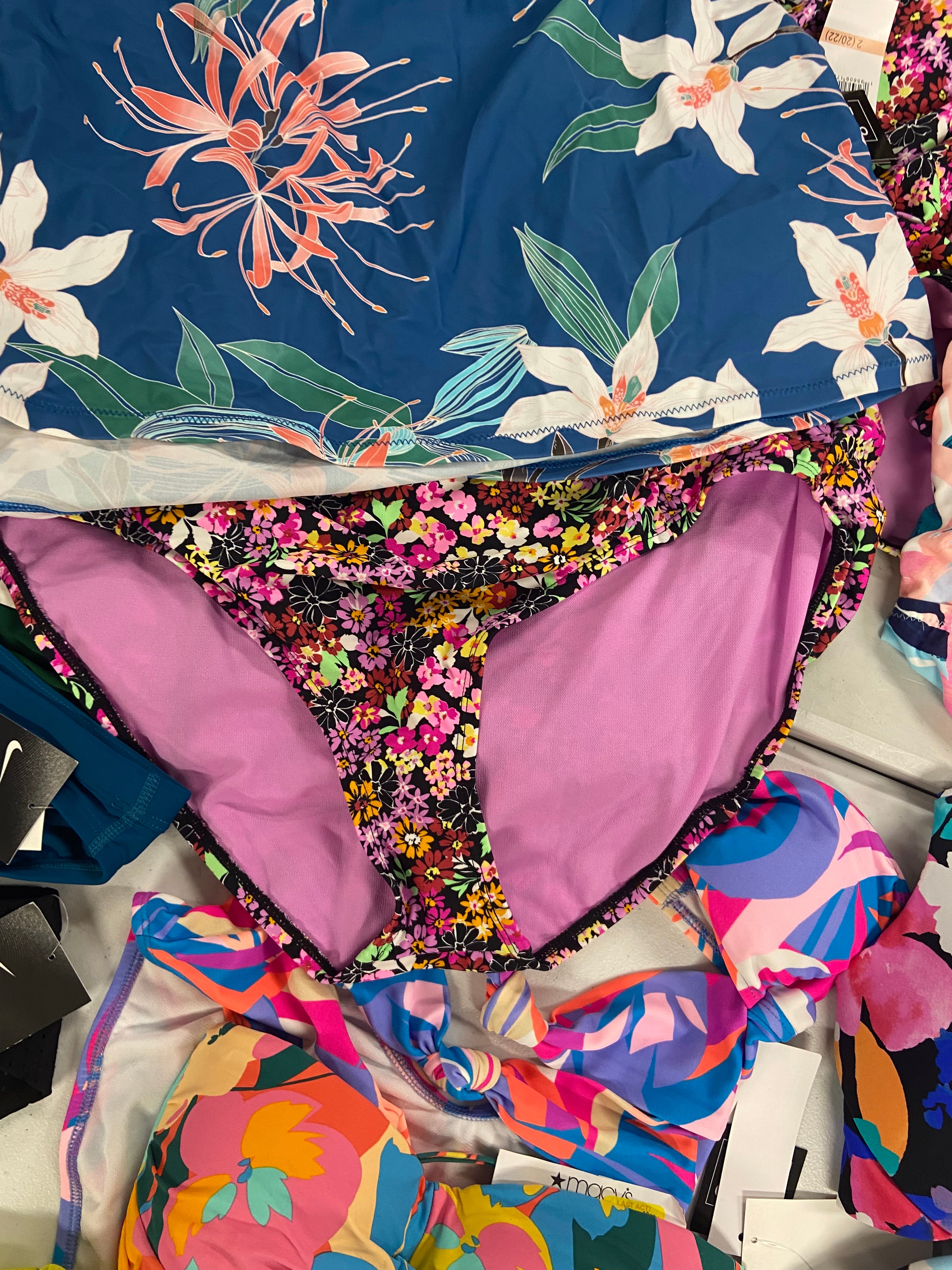Women's Swimwear Wholesale Lot, NIKE, RAISINS PLUS, ANNE COLE, ISLAND ESCAPE and more, 18 items, Shelf Pulls, MSRP $788