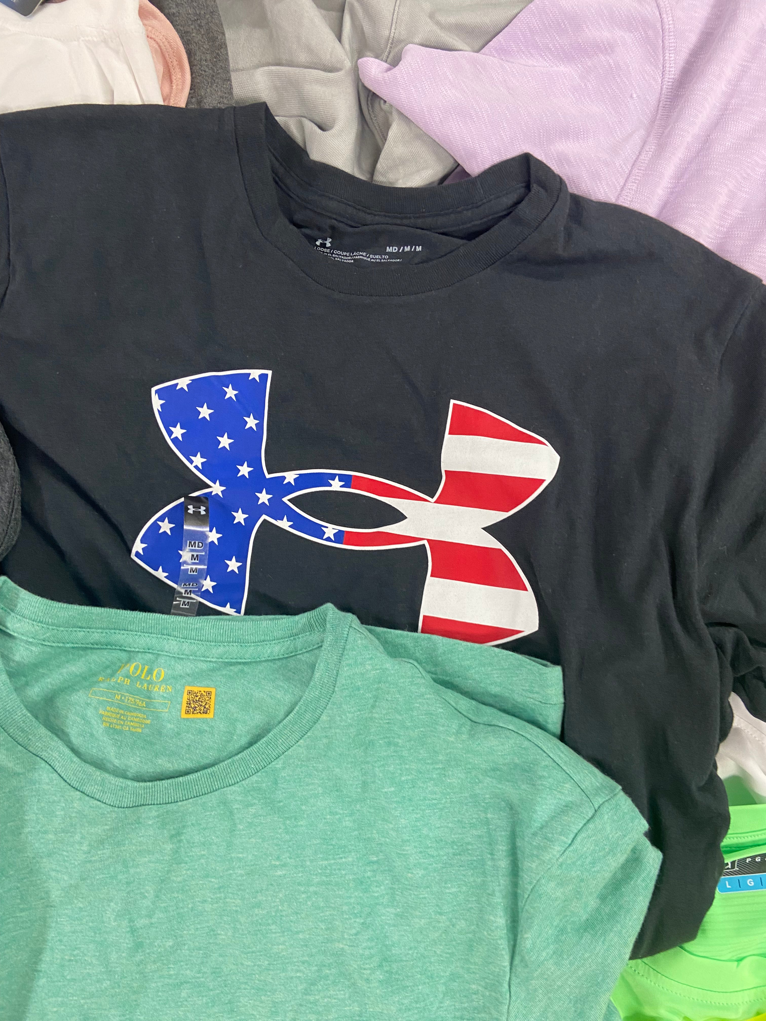 Men's Clothing Tops Wholesale Lot, POLO RALPH LAUREN, PGA TOUR, UNDER ARMOUR, CALVIN KLEIN, BASS HYBRID, ALFANI and more, 17 items, Shelf Pulls, MSRP $755