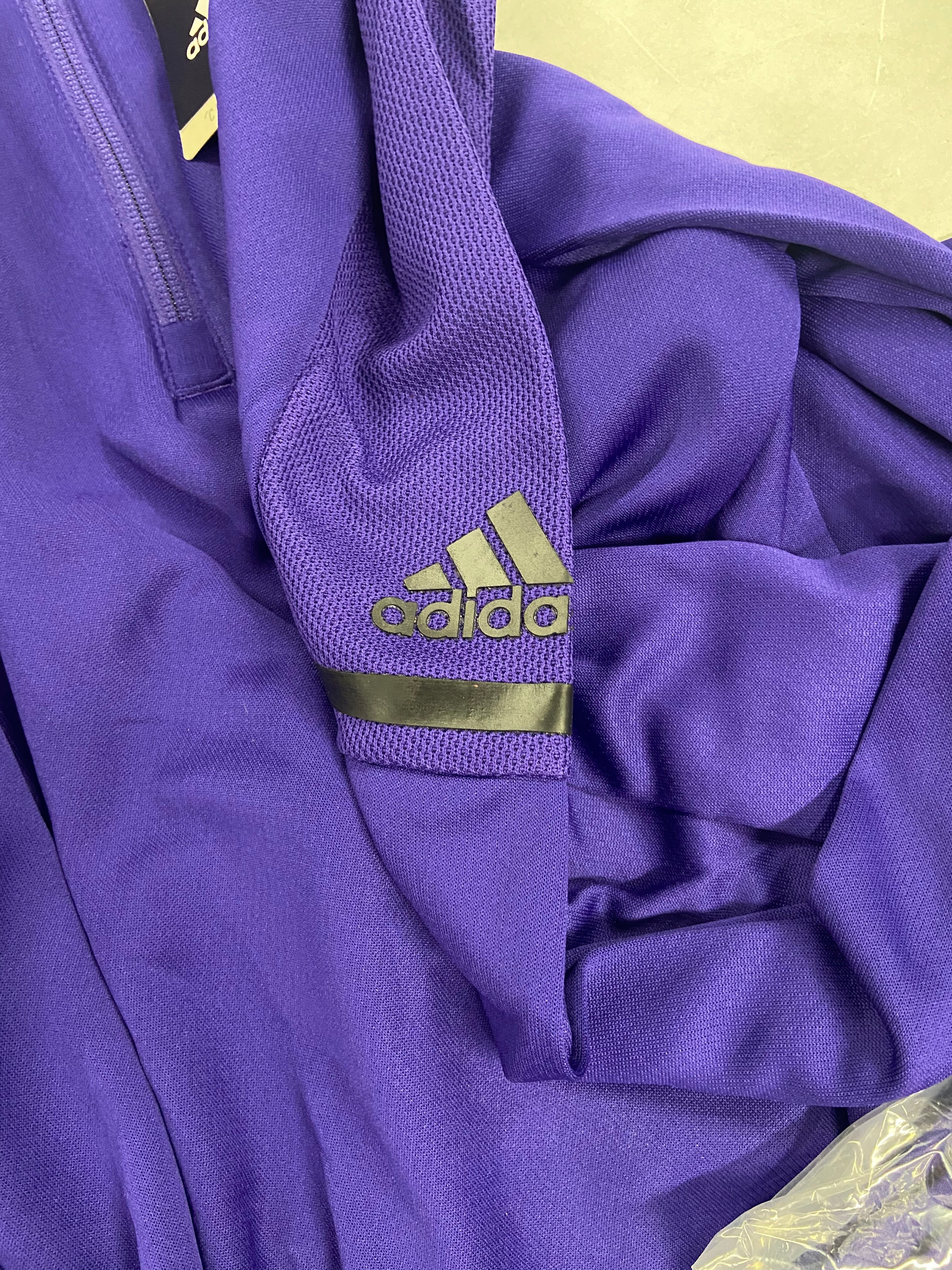 Men's Clothing Bottoms & Tops Wholesale Lot, PUMA, ADIDAS, INC and more, 8 items, Shelf Pulls, MSRP $484