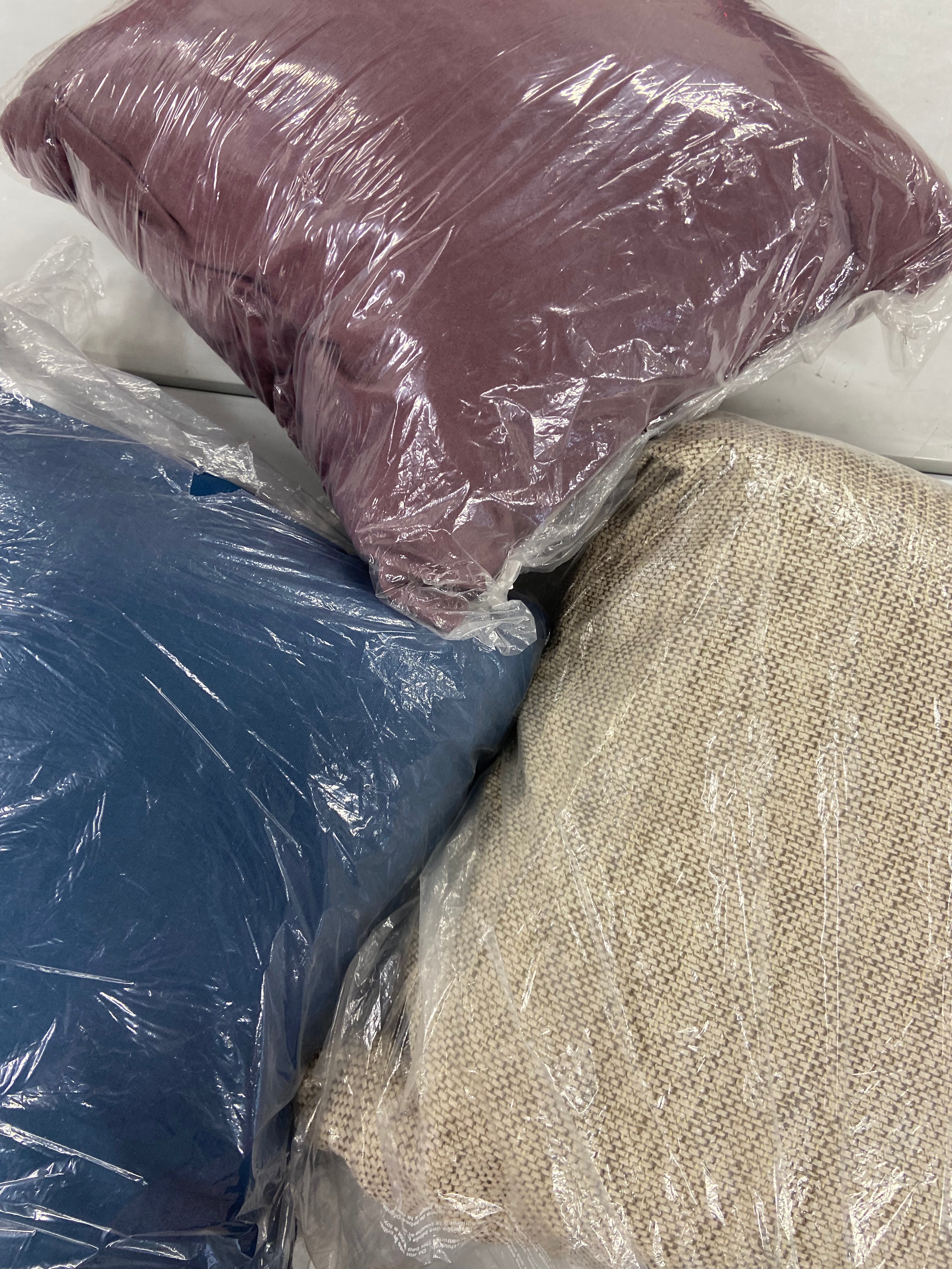Decorative Pillows Wholesale Lot, SKY MIA, BLOOMINGDALES, and UNBRANDED, 3 items, Shelf Pulls, MSRP $260