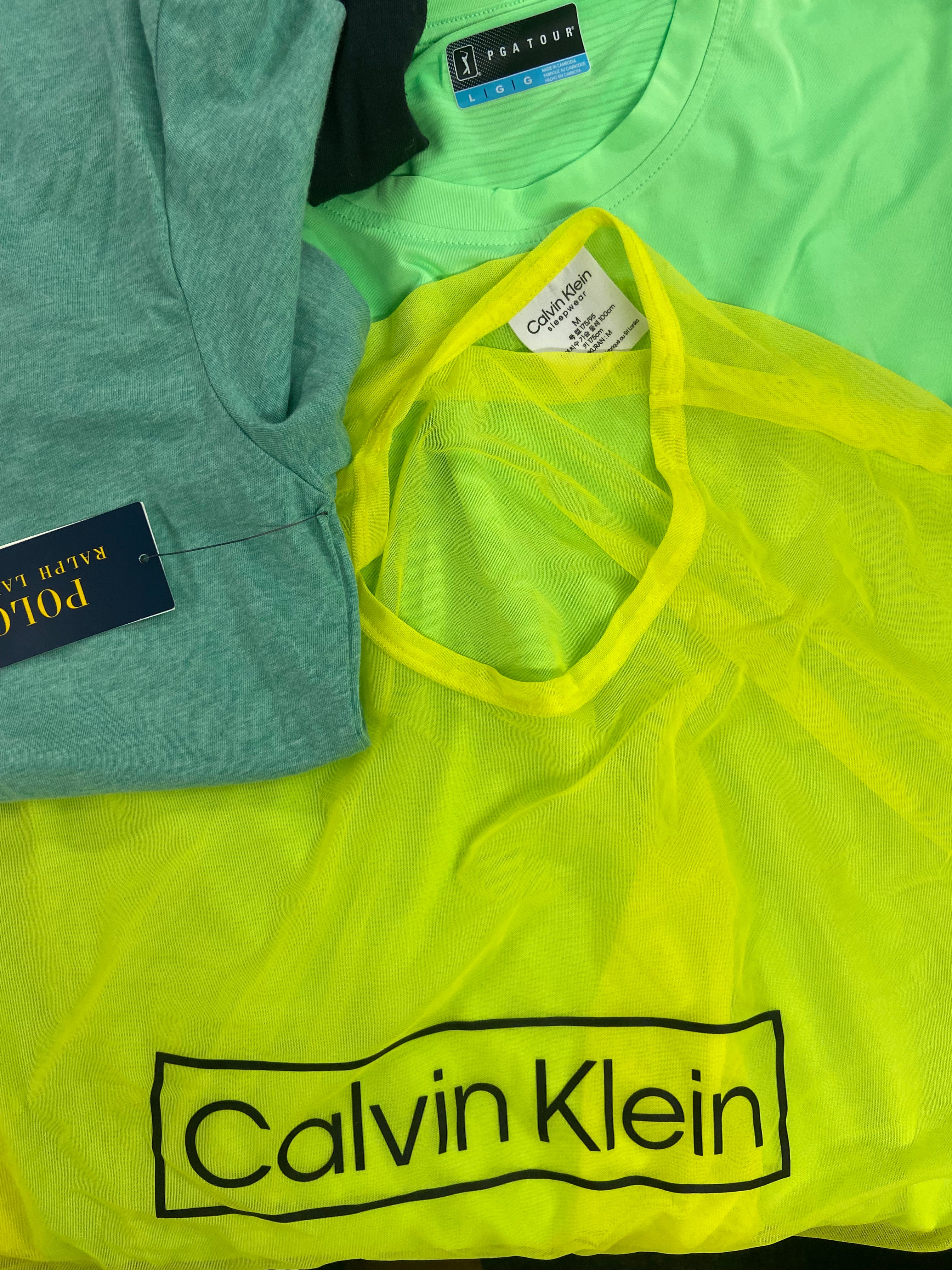 Men's Clothing Tops Wholesale Lot, POLO RALPH LAUREN, PGA TOUR, UNDER ARMOUR, CALVIN KLEIN, BASS HYBRID, ALFANI and more, 17 items, Shelf Pulls, MSRP $755