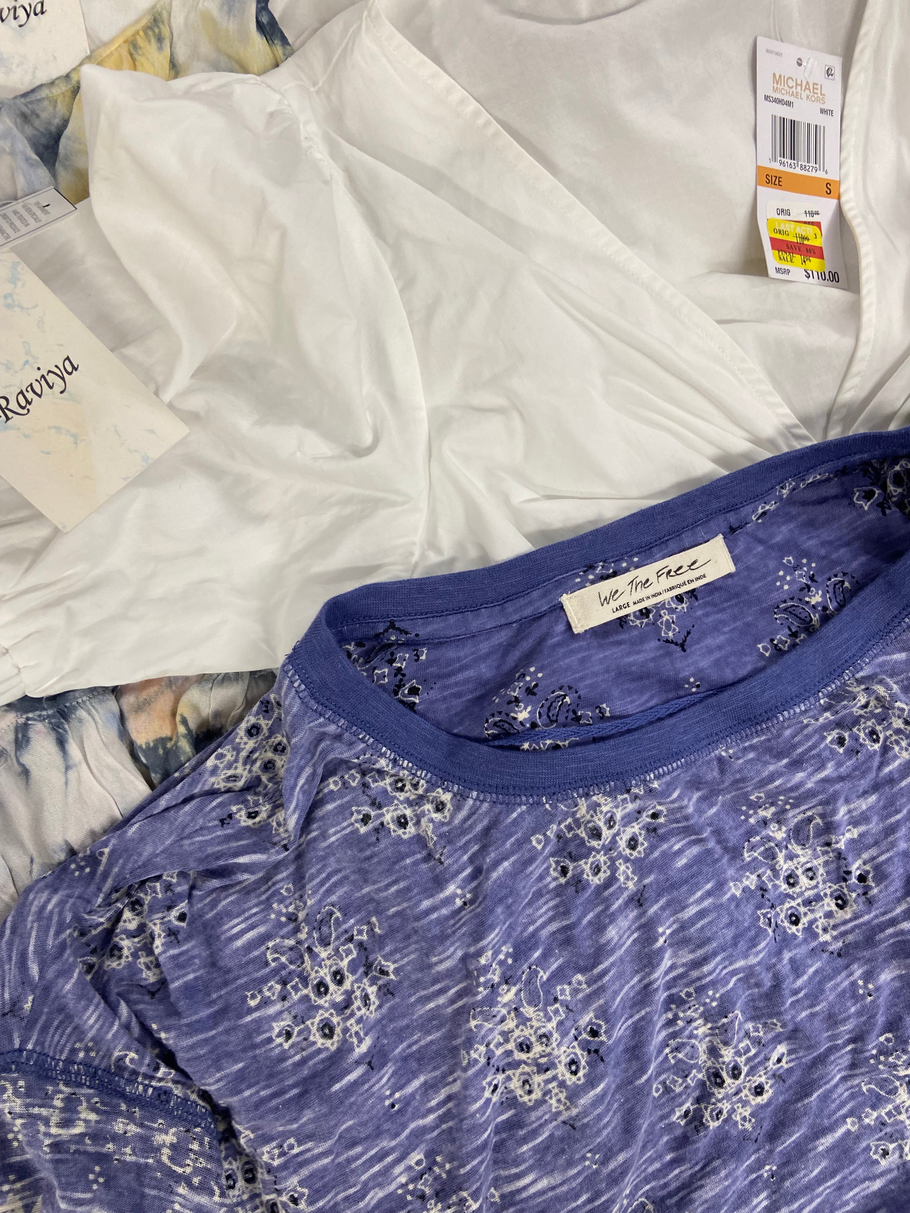 Women's Clothing Assorted Wholesale Lot, LAUREN RALPH LAUREN, FREE PEOPLE, LUCKY BRAND, RAVIYA, MICHAEL KORS, SPYDER and more, 12 items, Shelf Pulls, MSRP $797