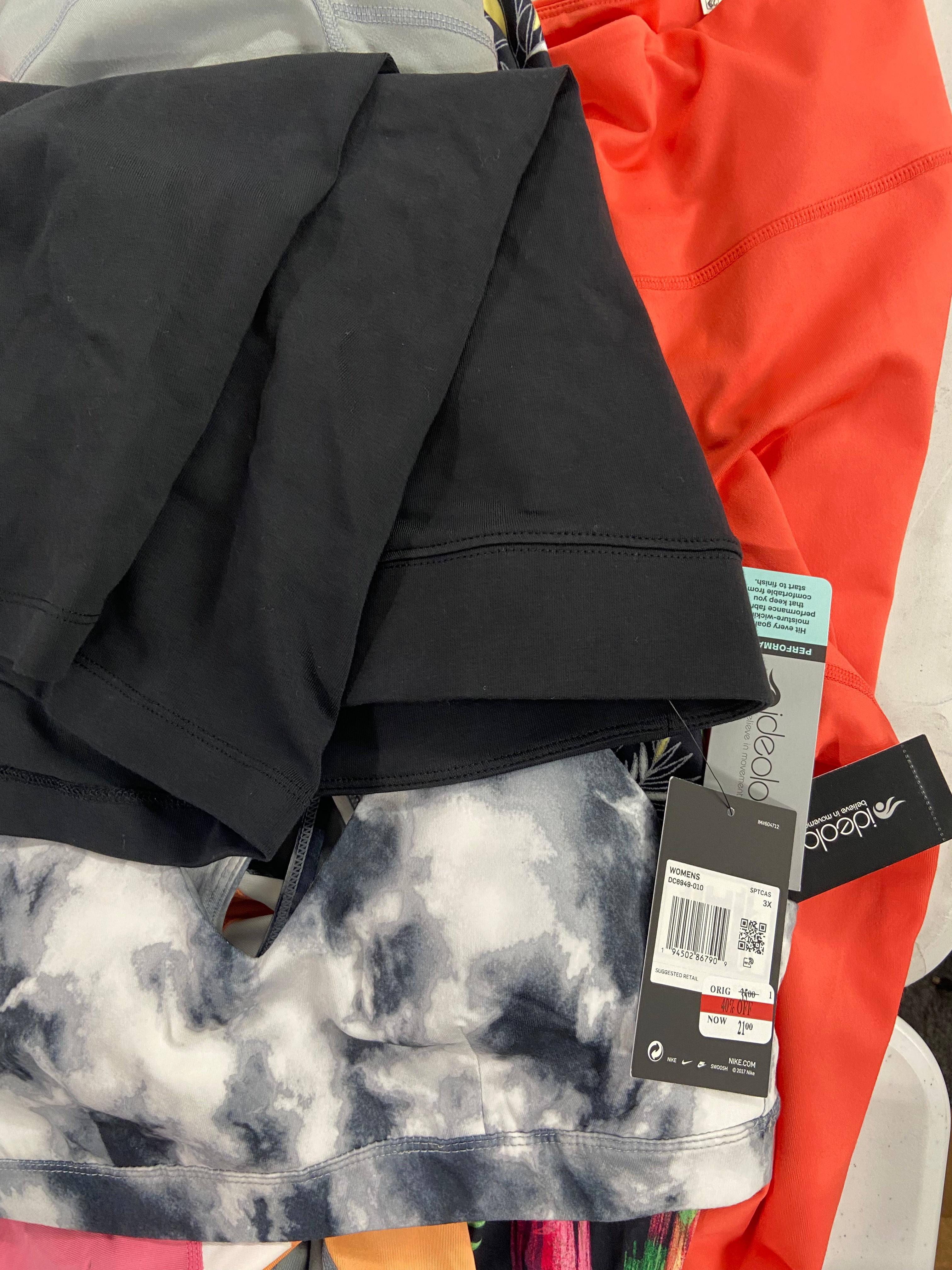 Women's Clothing Activewear Wholesale Lot, CK PERFORMANCE, SALT LIFE, NIKE, 32 DEGREES and more, 21 items, Shelf Pulls, MSRP $689