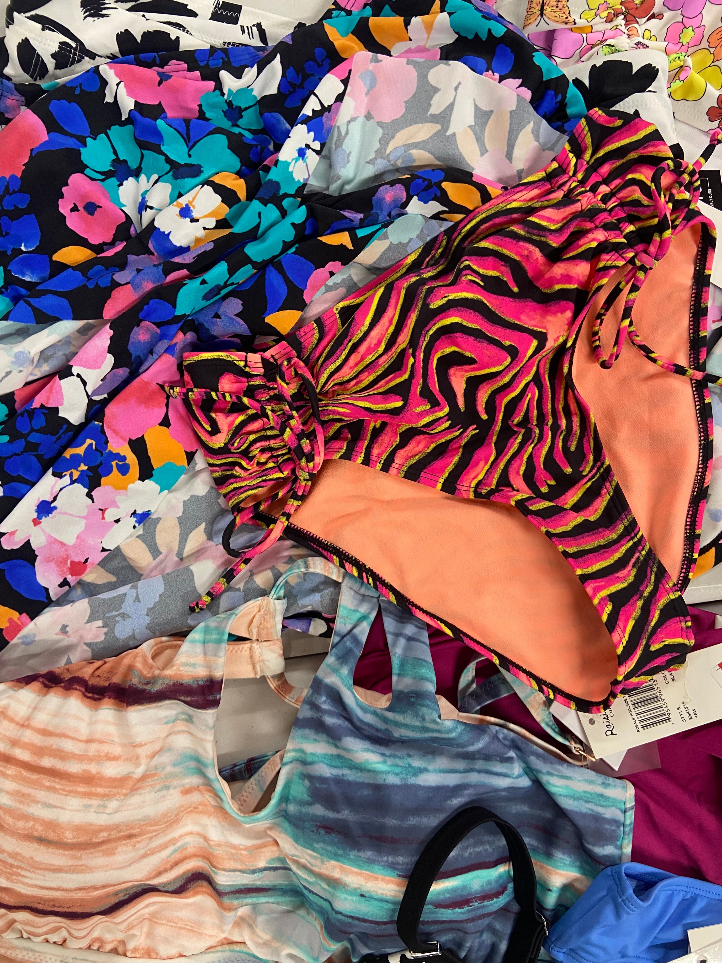 Women's Swimwear Wholesale Lot, LA BLANCA, CALVIN KLEIN, LAUREN RALPH LAUREN, DKNY, ANNE COLE and more, 15 items, Shelf Pulls, MSRP $769
