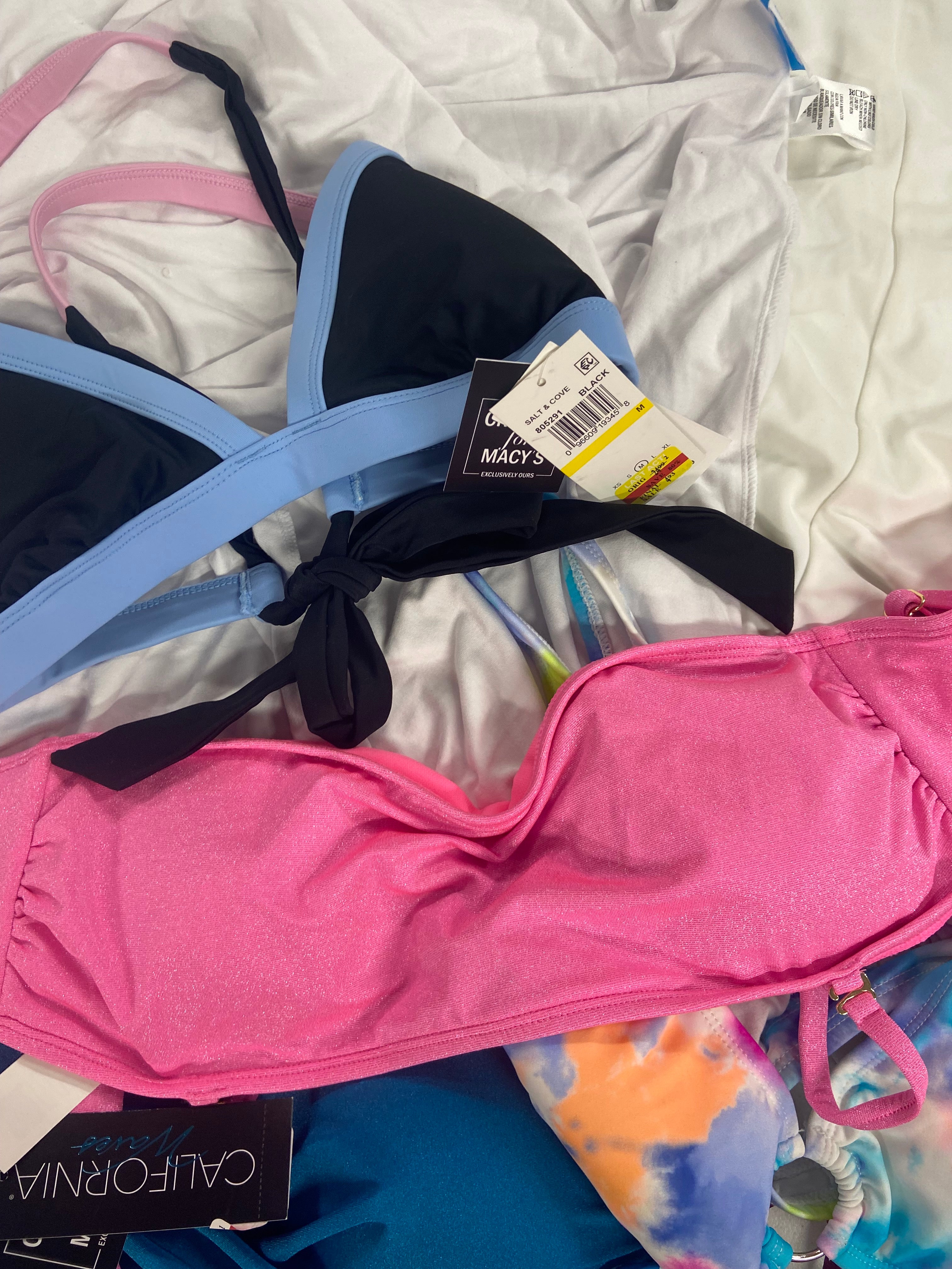 Women's Swimwear Wholesale Lot, MICHAEL KORS, NIKE, ONIA, CALVIN KLEIN, LAUREN RALPH LAUREN, LA BLANCA, CALIFORNIA WAVES and more, 18 items, Shelf Pulls, MSRP $833