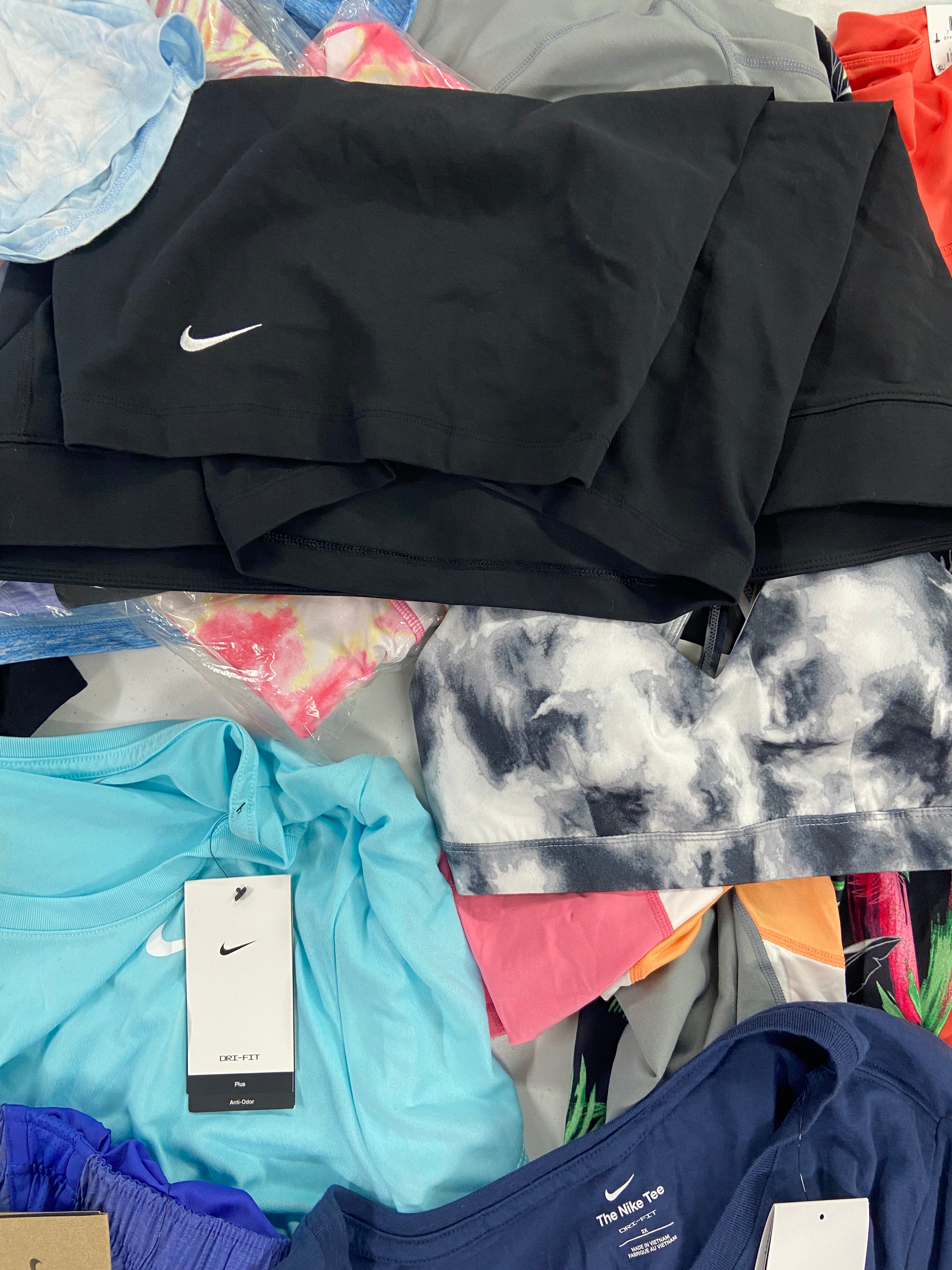 Women's Clothing Activewear Wholesale Lot, CK PERFORMANCE, SALT LIFE, NIKE, 32 DEGREES and more, 21 items, Shelf Pulls, MSRP $689