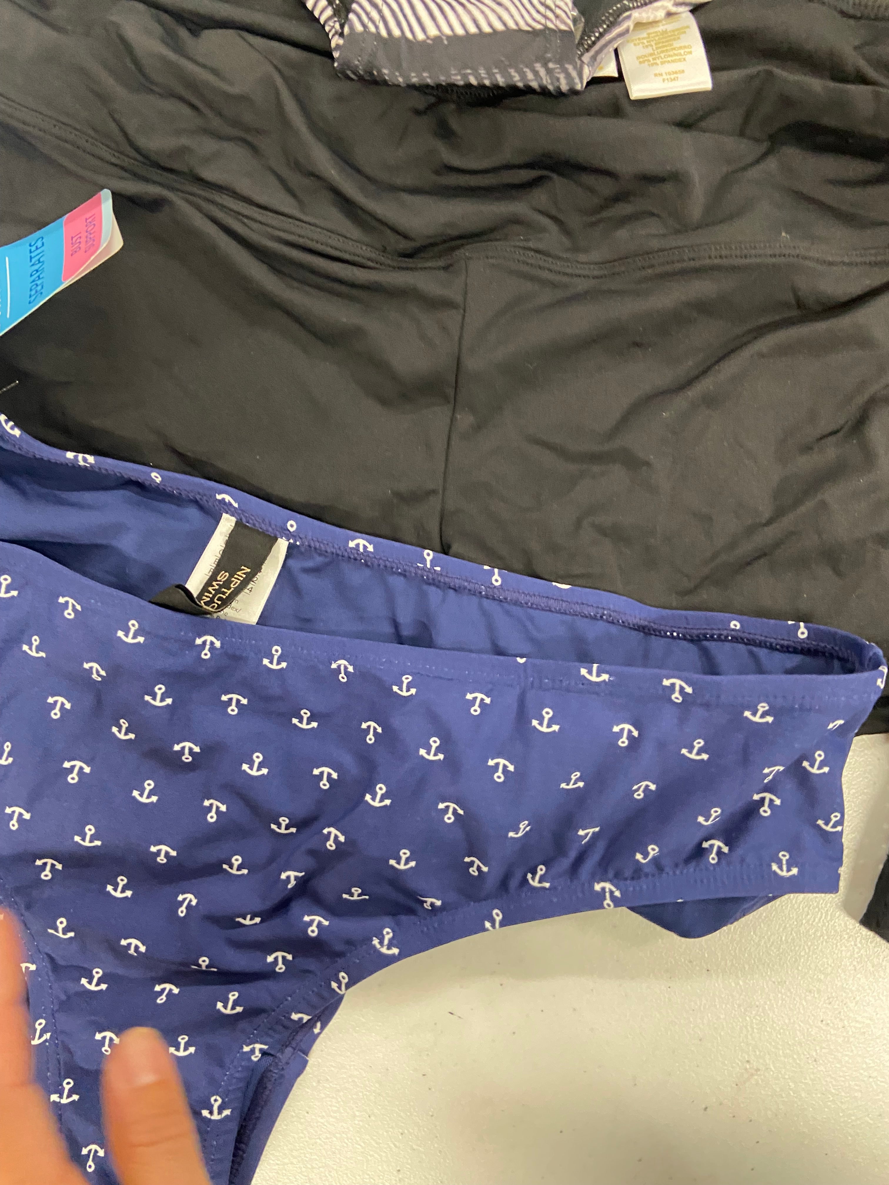 Women's Swimwear Wholesale Lot, NIKE, SWIM SOLUTIONS, SALT + COVE, ANNE COLE and more, 10 items, Shelf Pulls, MSRP $492