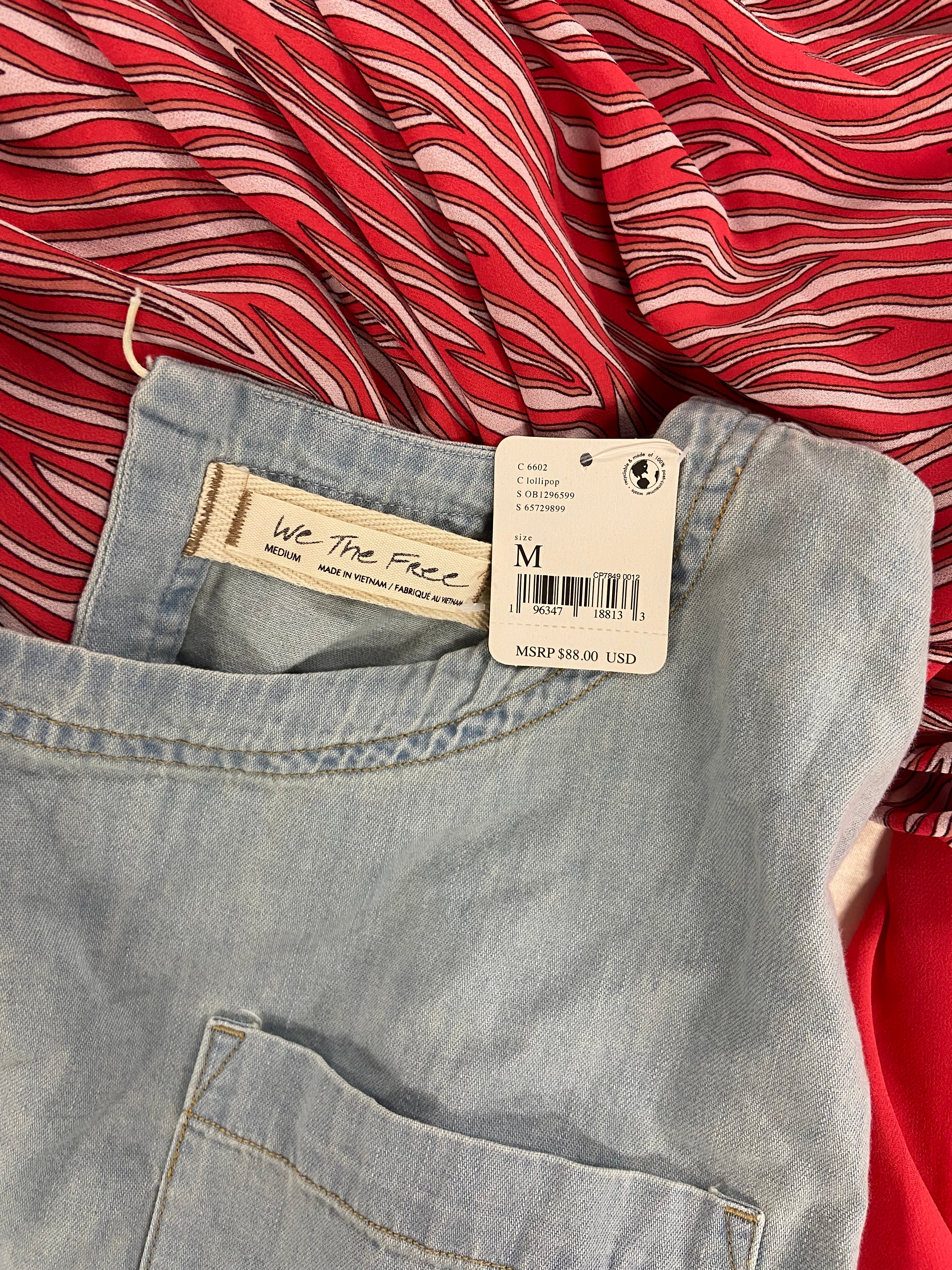 Women's Clothing Tops & Dresses Wholesale Lot, DKNY, MICHAEL KORS, FREE PEOPLE, VINCE CAMUTO, BASS OUTDOOR and more, 9 items, Shelf Pulls, MSRP $679