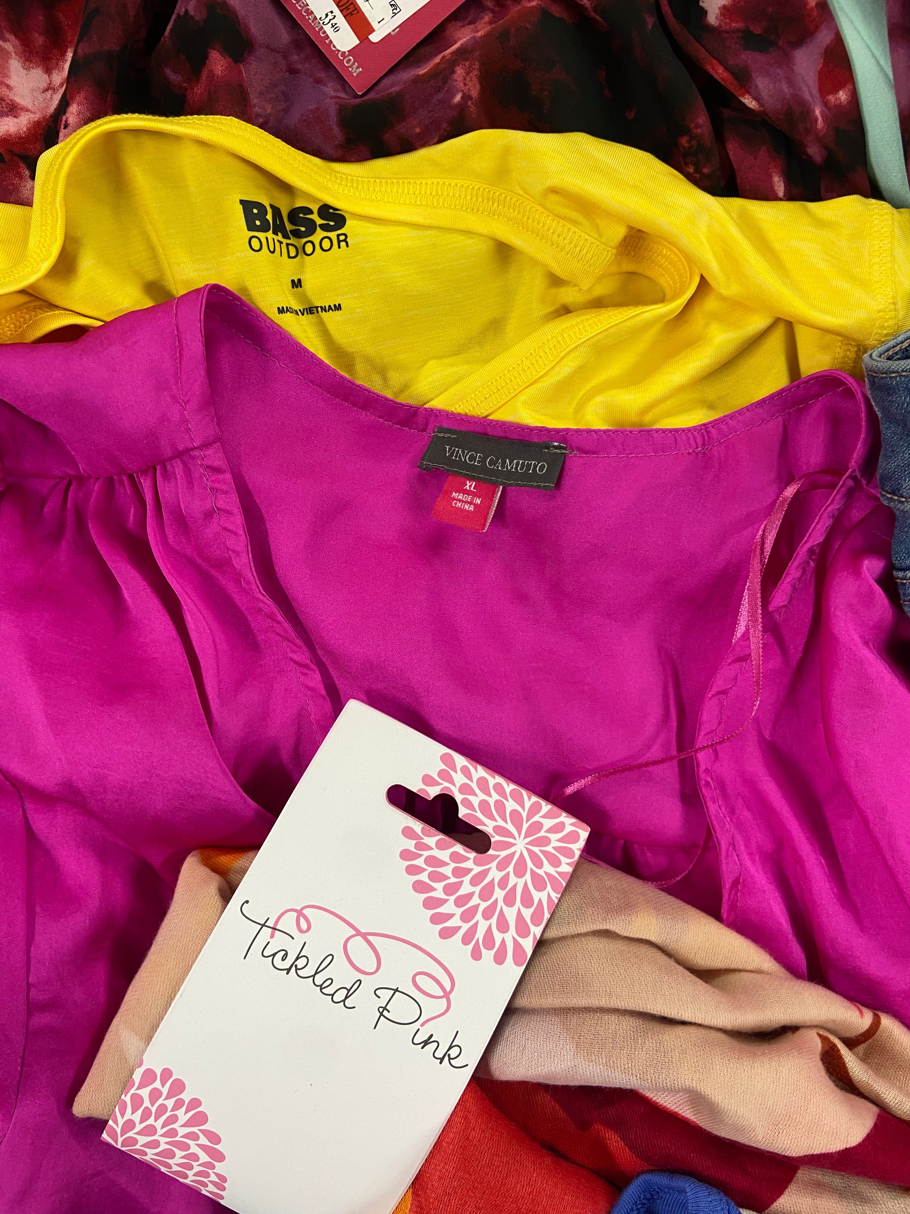 Women's Clothing Assorted Wholesale Lot, PAIGE, LAUREN RALPH LAUREN, TOMMY HILFIGER, THE NORTH FACE, MICHAEL KORS, VINCE CAMUTO and more, 19 items, Shelf Pulls, MSRP $1,141