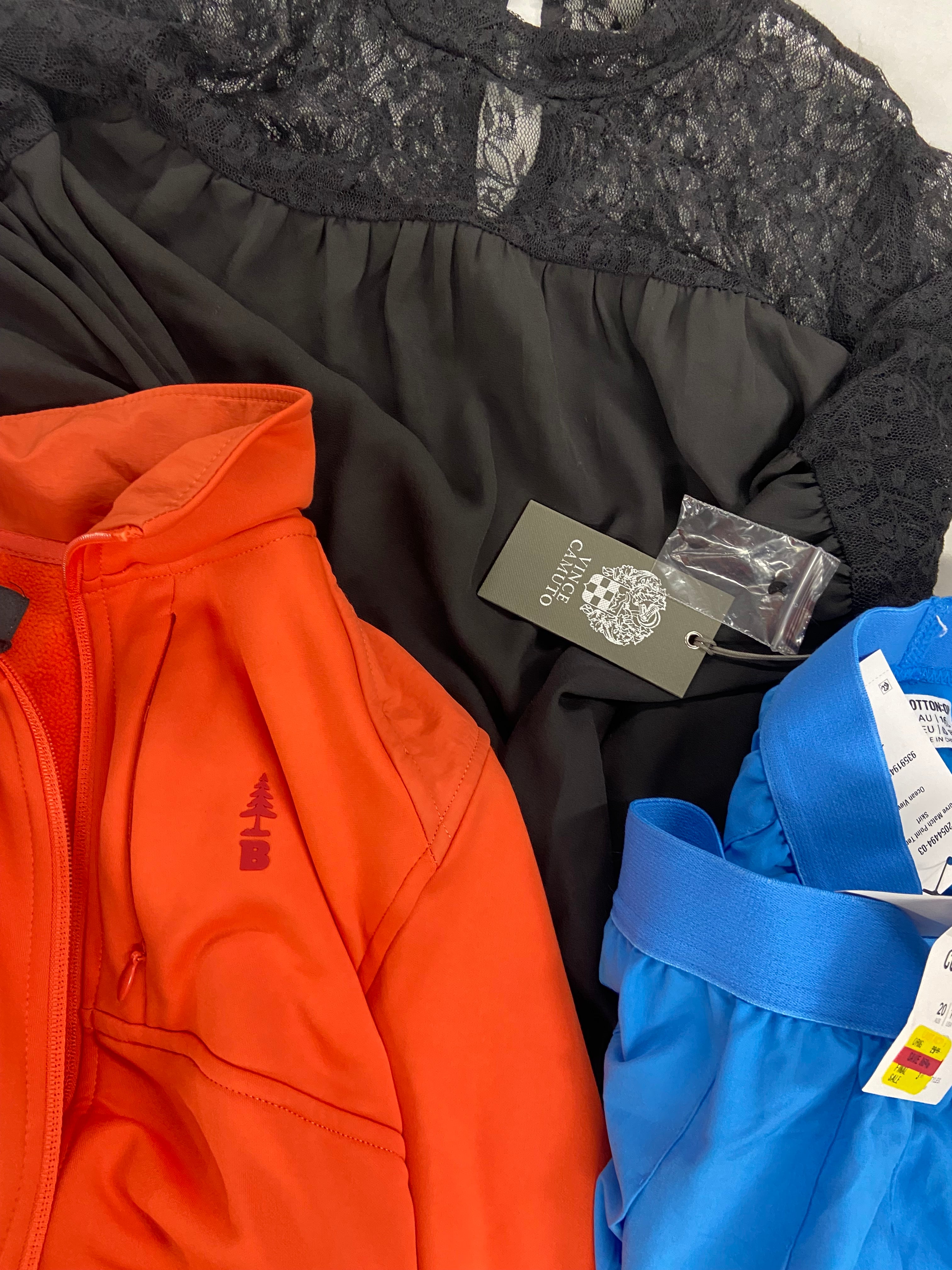 Women's Clothing Tops & Dresses Wholesale Lot, DKNY, MICHAEL KORS, FREE PEOPLE, VINCE CAMUTO, BASS OUTDOOR and more, 9 items, Shelf Pulls, MSRP $679