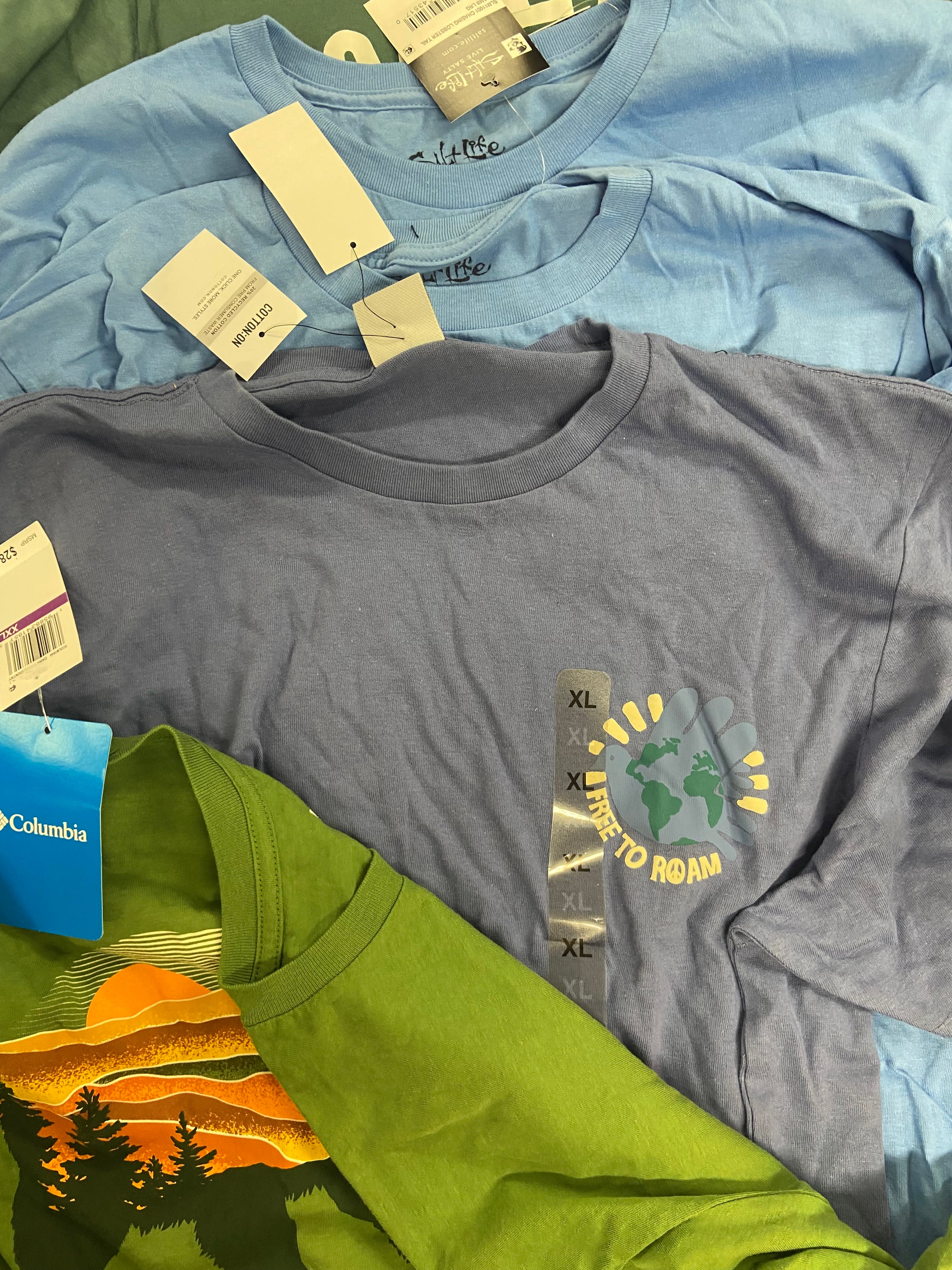 Men's Clothing T-Shirts Wholesale Lot, COLUMBIA, ADIDAS, COTTON ON, SALT LIFE, 14 items, Shelf Pulls, MSRP $413