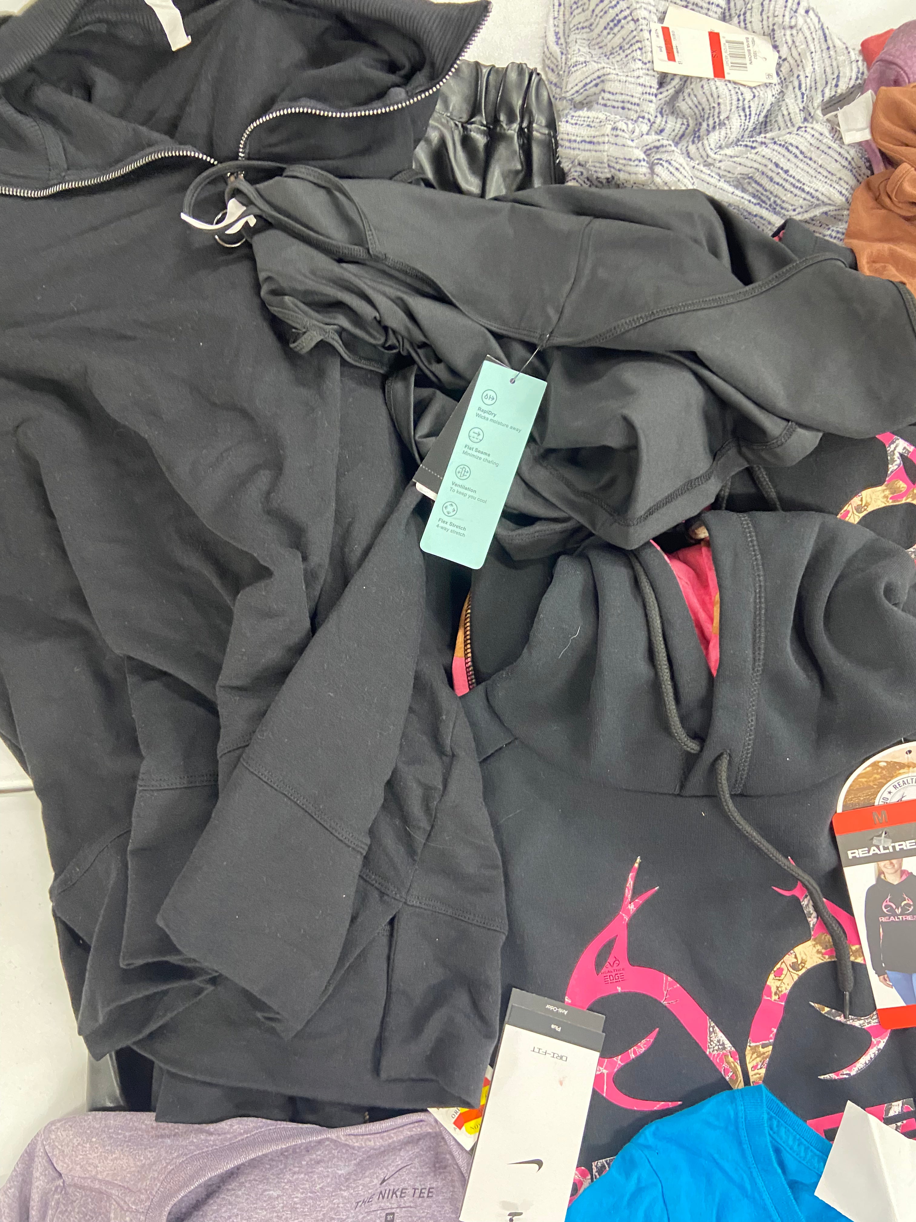 Women's Clothing Assorted Wholesale Lot, CALVIN KLEIN, CALVIN KLEIN, NIKE, CHARTER CLUB, REALTREE and more,  20 items, Shelf Pulls, MSRP $859