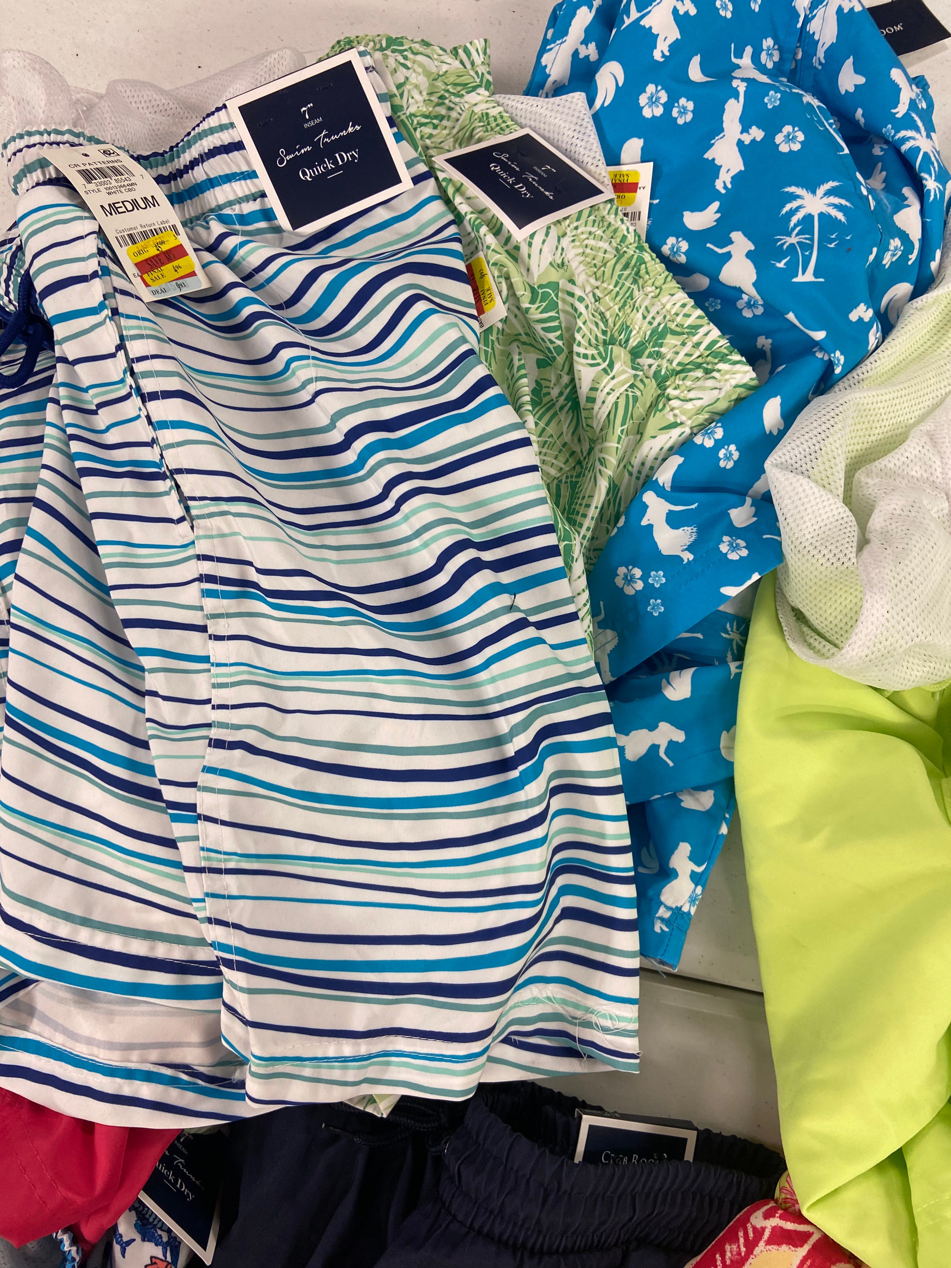 Men's Swimwear Wholesale Lot, CALVIN KLEIN, INC, CLUB ROOM, 15 items, Shelf Pulls, MSRP $689