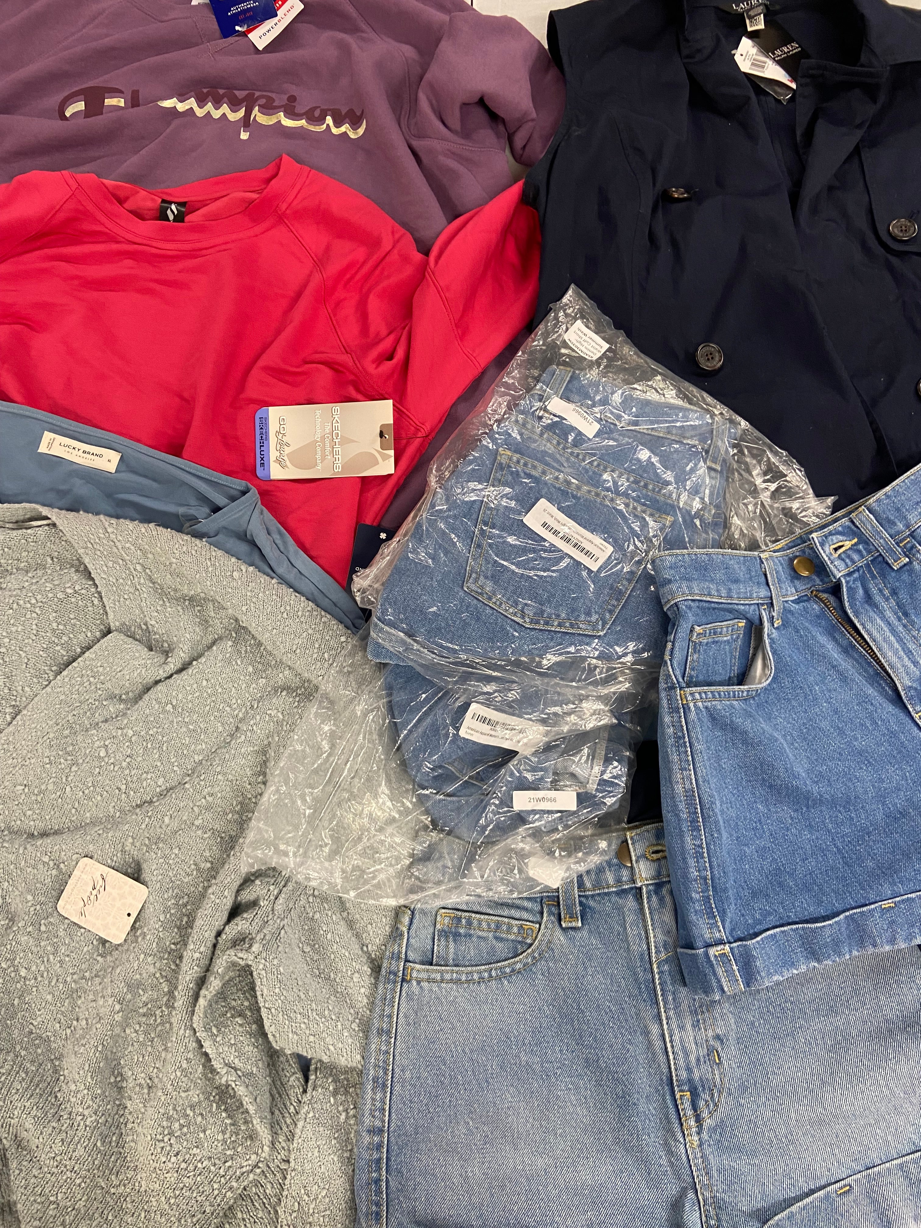 Women's Clothing Assorted Wholesale Lot, POLO RALPH LAUREN, LUCKY BRAND, FREE PEOPLE, SKECHERS, CHAMPION and more, 9 items, Shelf Pulls, MSRP $622