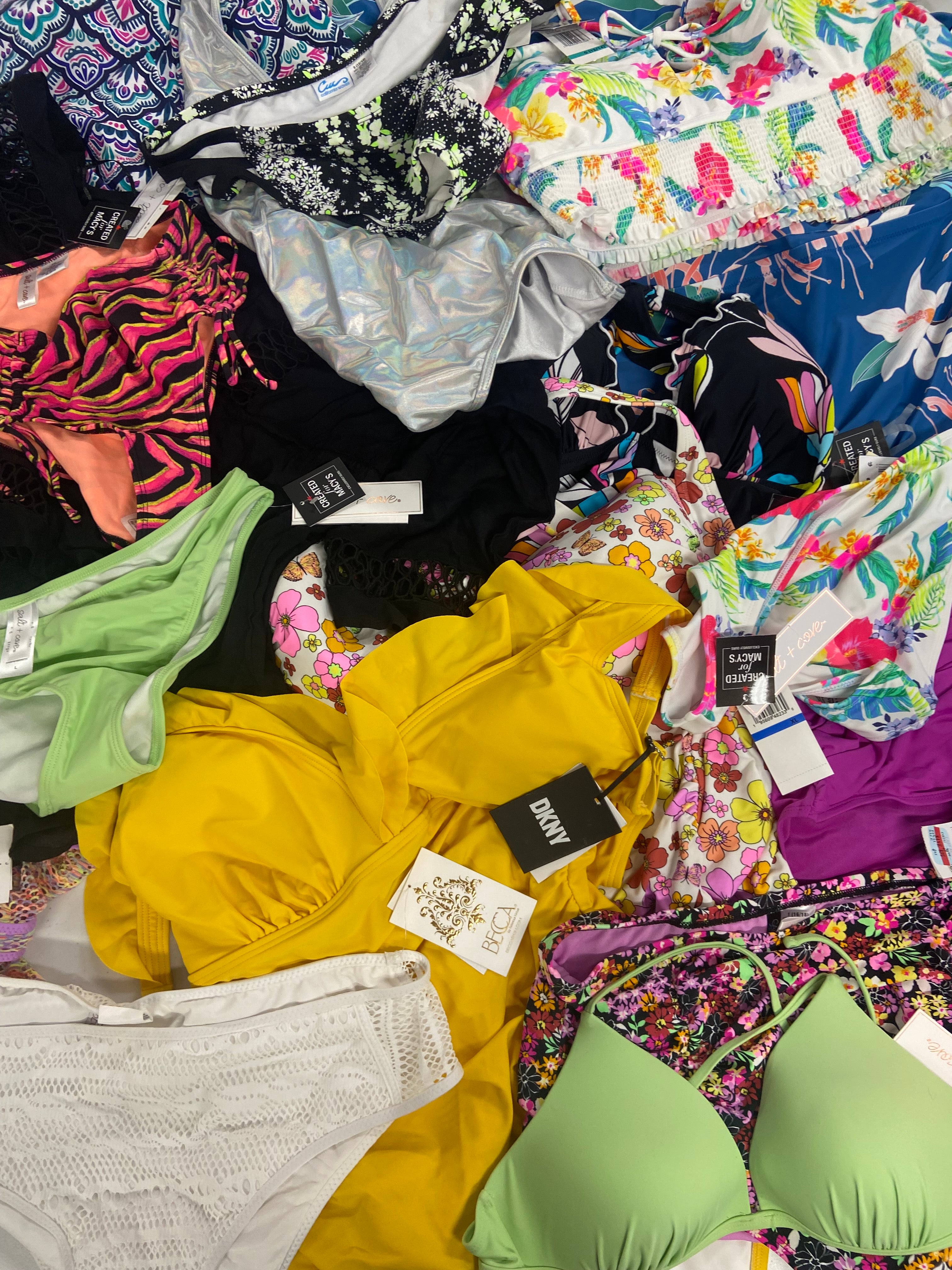 Women's Swimwear Wholesale Lot, BECCA, DKNY, ROD BEATTIE BLEU, RAISINS PLUS, RAVIYA and more, 17 items, Shelf Pulls, MSRP $813