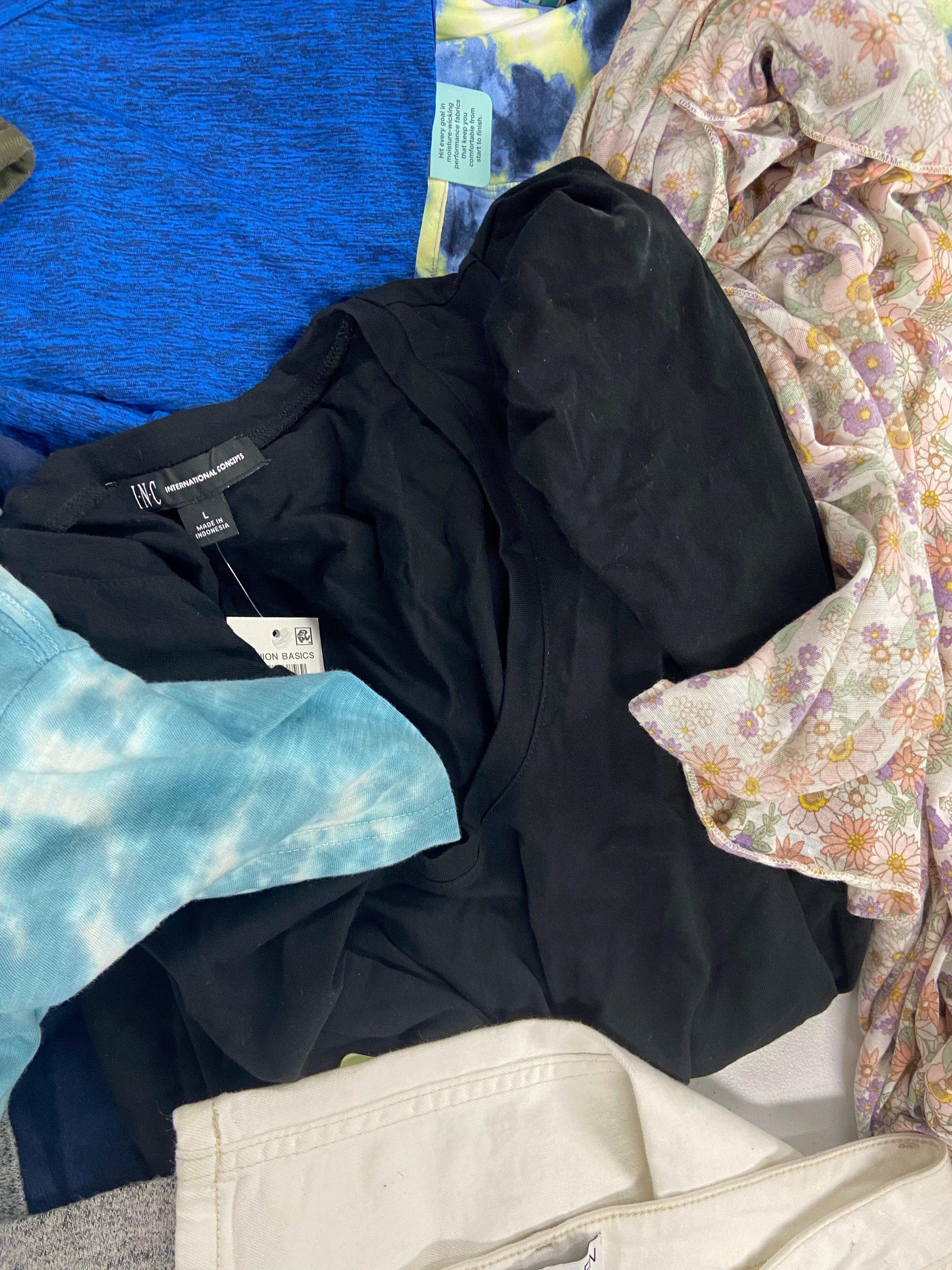 Women's Clothing Dress & Others, Wholesale Lot, POLO RALPH LAUREN, LUCKY BRAND, CALVIN KLEIN, SUN + STONE, EMERALD SUNDAE  and more, 20 items, Shelf Pulls, MSRP $1,225