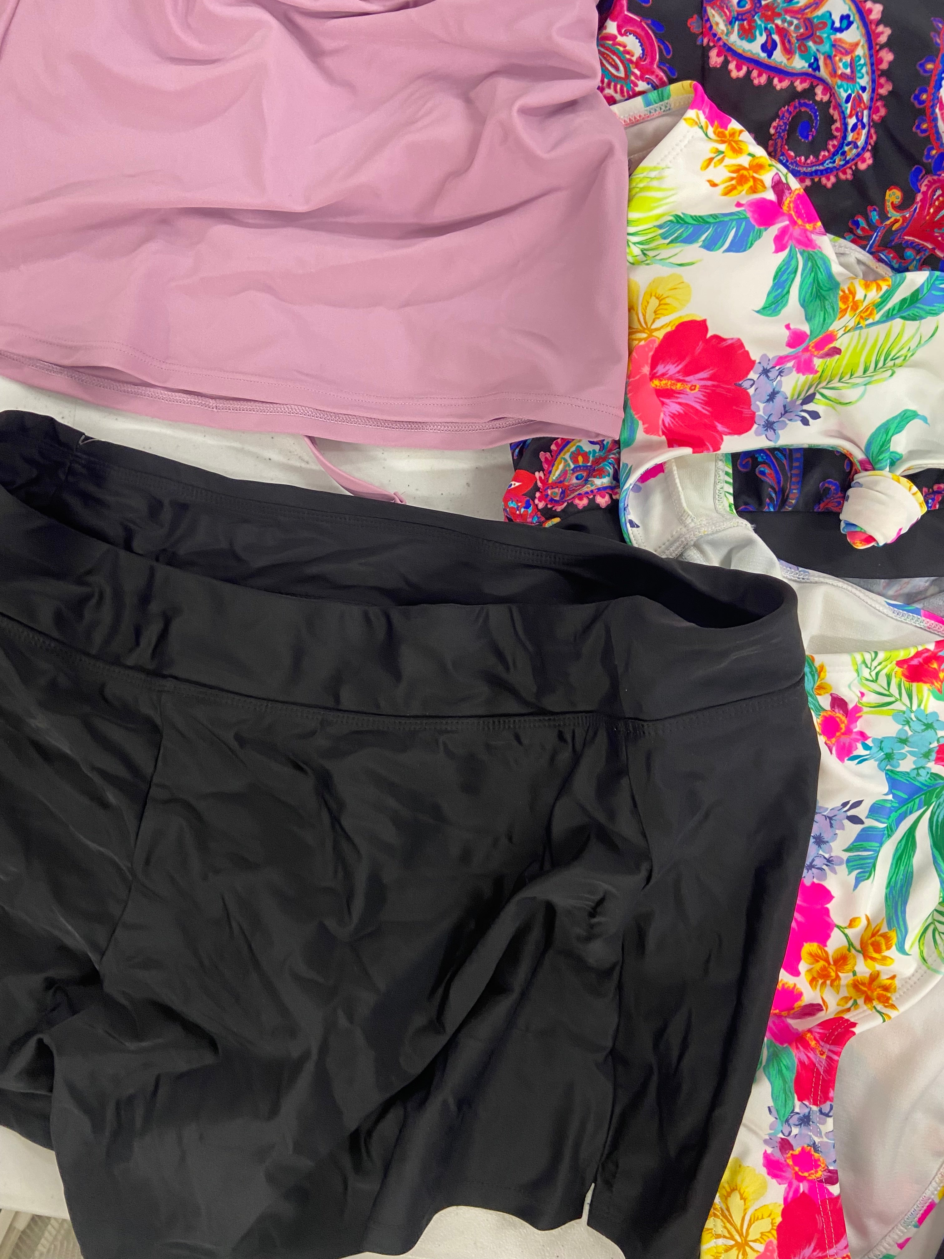 Women's Swimwear Wholesale Lot, BECCA, SALT + COVE, ISLAND ESCAPE, BAR III, 14 items, Shelf Pulls, MSRP $547