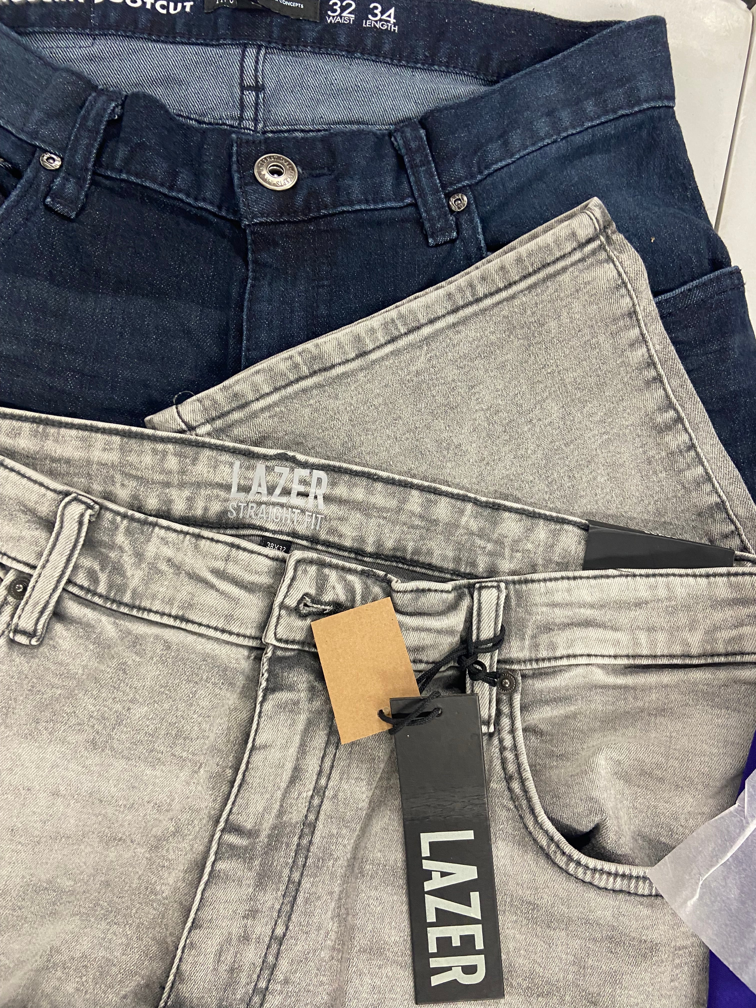Men's Clothing Bottoms & Tops Wholesale Lot, PUMA, ADIDAS, INC and more, 8 items, Shelf Pulls, MSRP $484