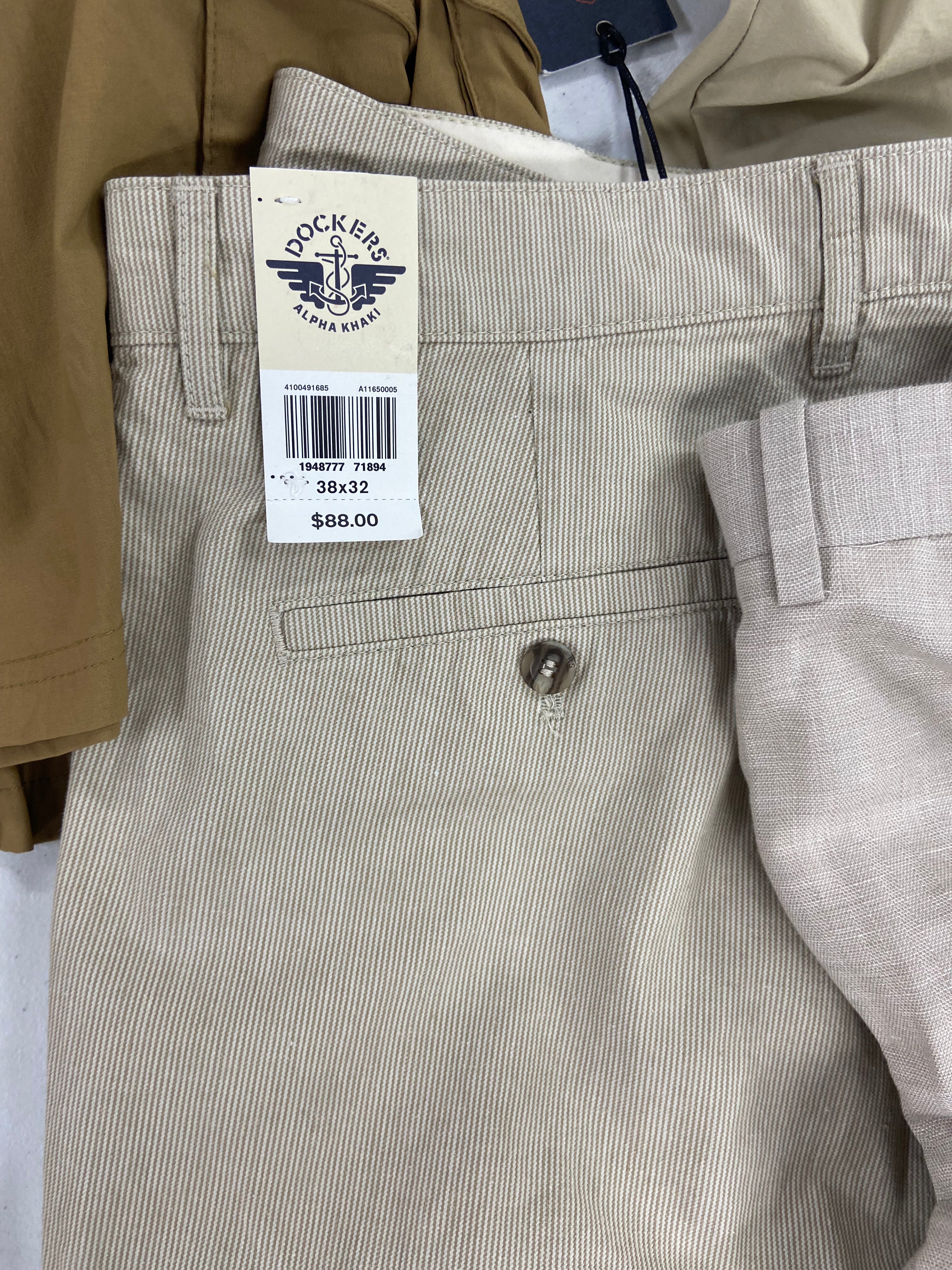 Men's Clothing Pants & Shorts Wholesale Lot, POLO RALPH LAUREN, DOCKERS, BASS OUTDOOR, PERRY ELLIS, CLUB ROOM, 7 items, Shelf Pulls, MSRP $517